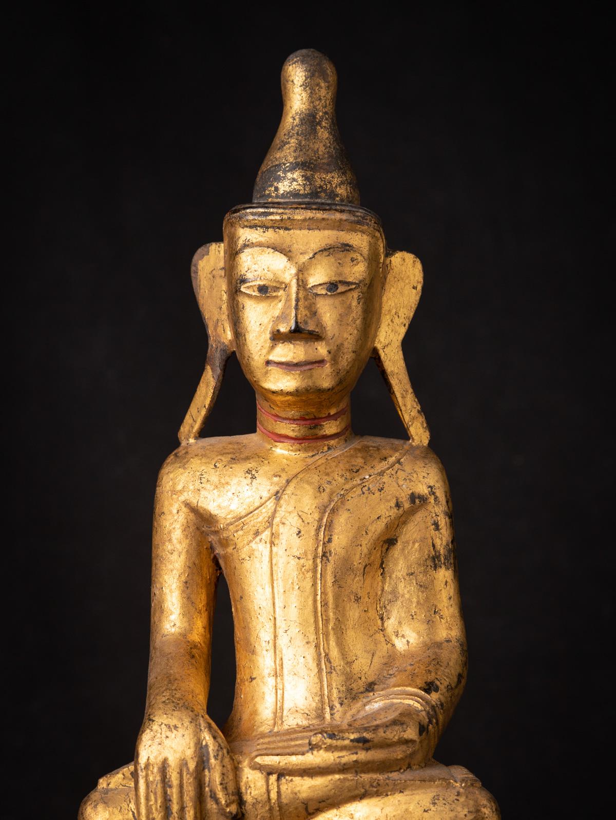 Début du 19ème siècle Statue de Bouddha Shan en bois de Birmanie en vente 4