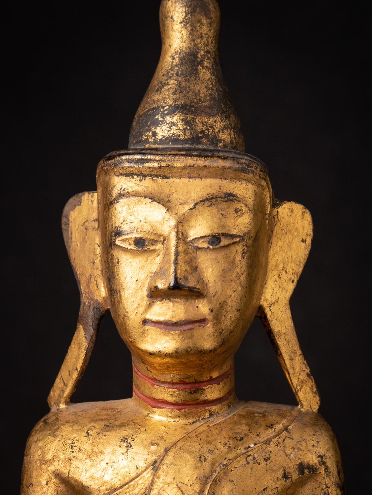 Début du 19ème siècle Statue de Bouddha Shan en bois de Birmanie en vente 5