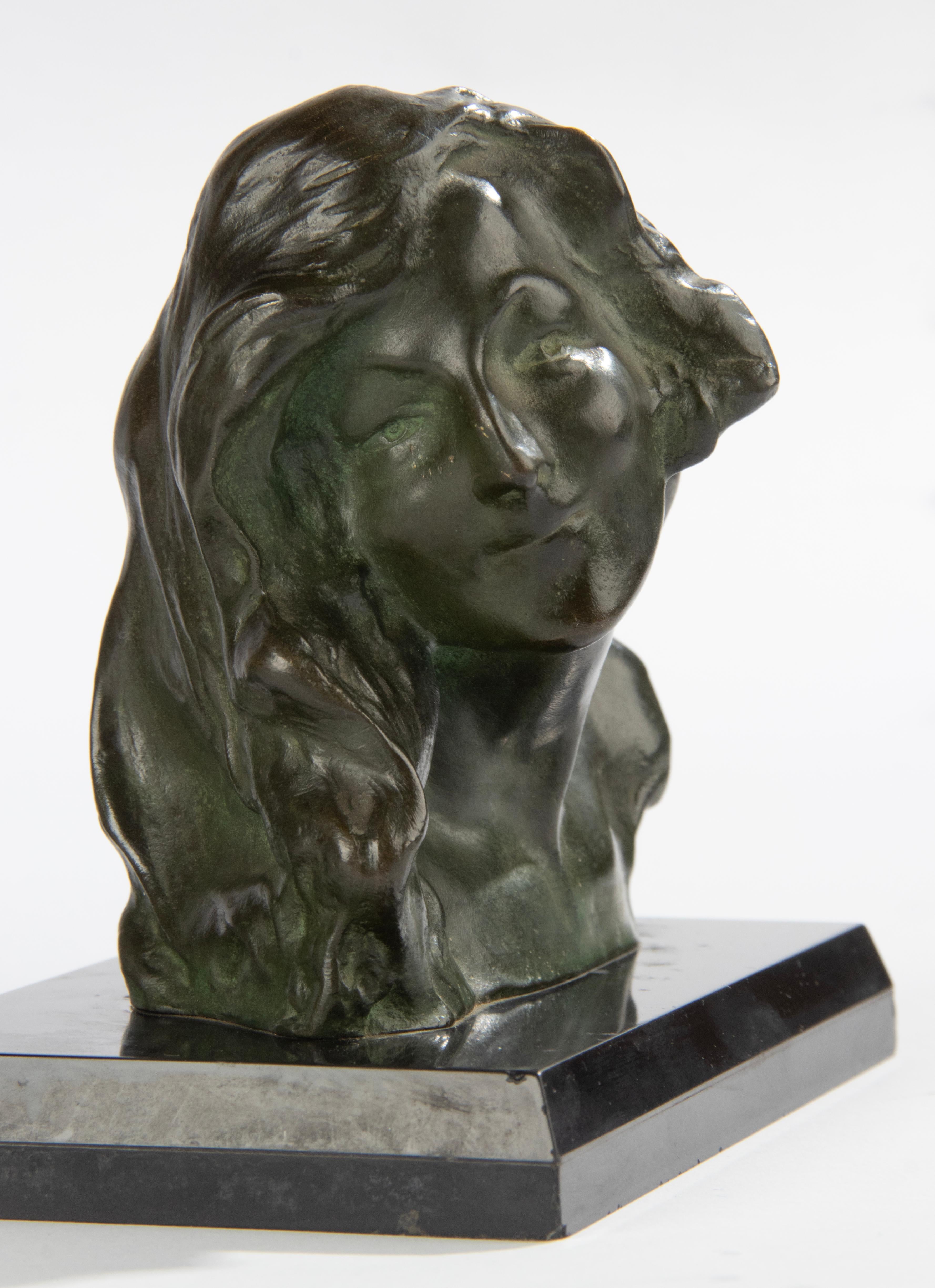 Early 20th Century Early 19th Century Art Nouveau Bronze Bookends/Bust - Jacques Marin For Sale