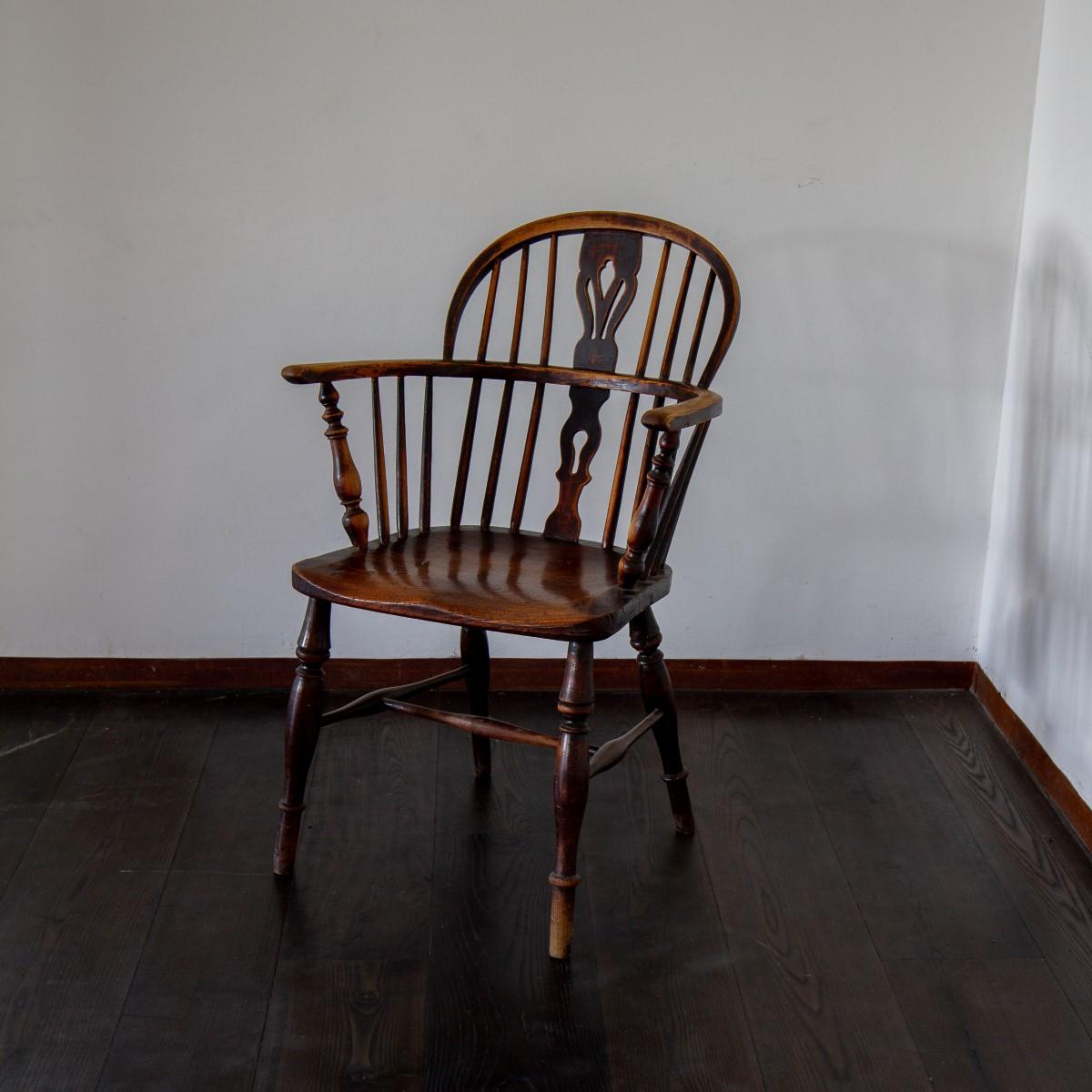 Early 19th Century Ash and Elm Windsor Back Chair 7