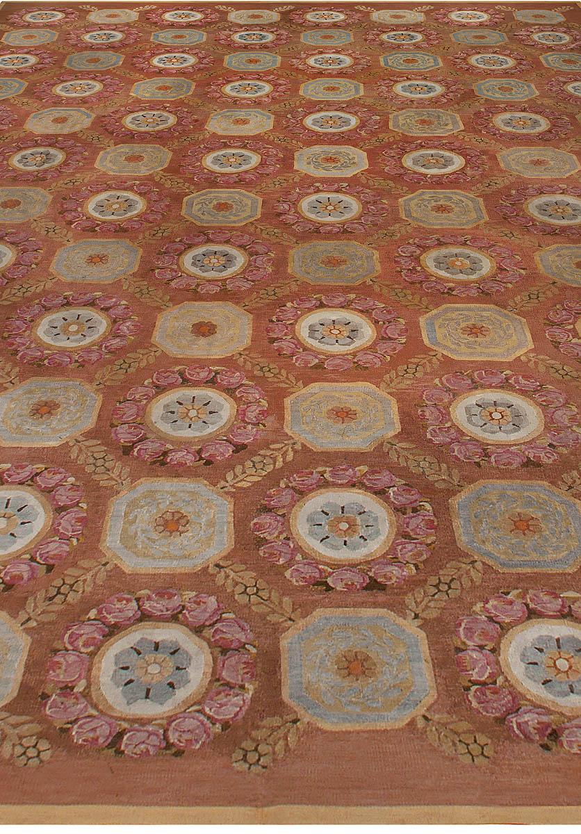 Early 19th century Aubusson brown handmade wool rug
Size: 13'7