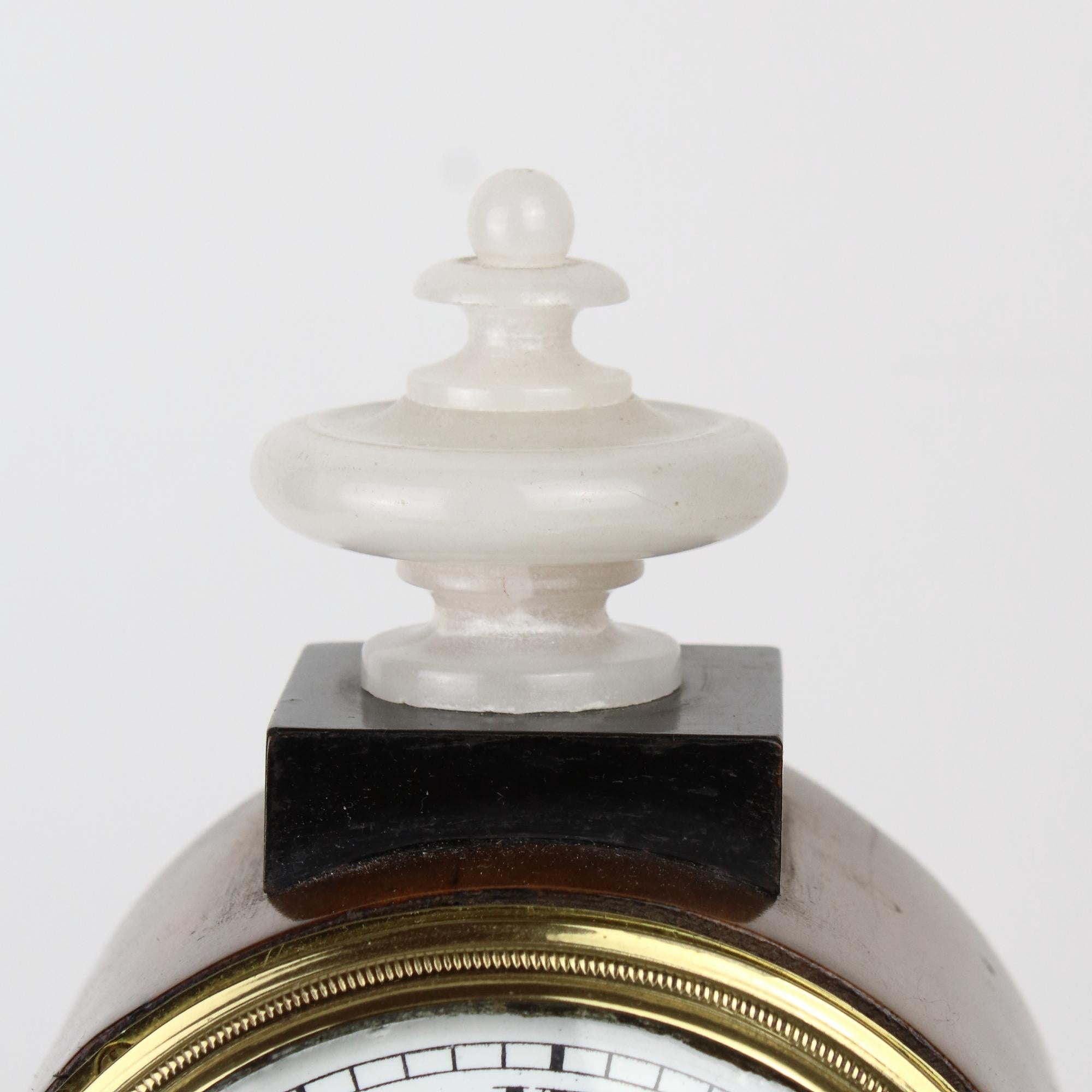 Early 19th Century Austrian Biedermeier Library Walnut Alabaster Mantle Clock For Sale 5