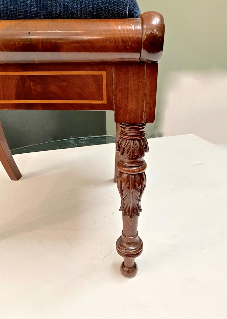 Chaise d'appoint néoclassique baltique du début du XIXe siècle en vente 2