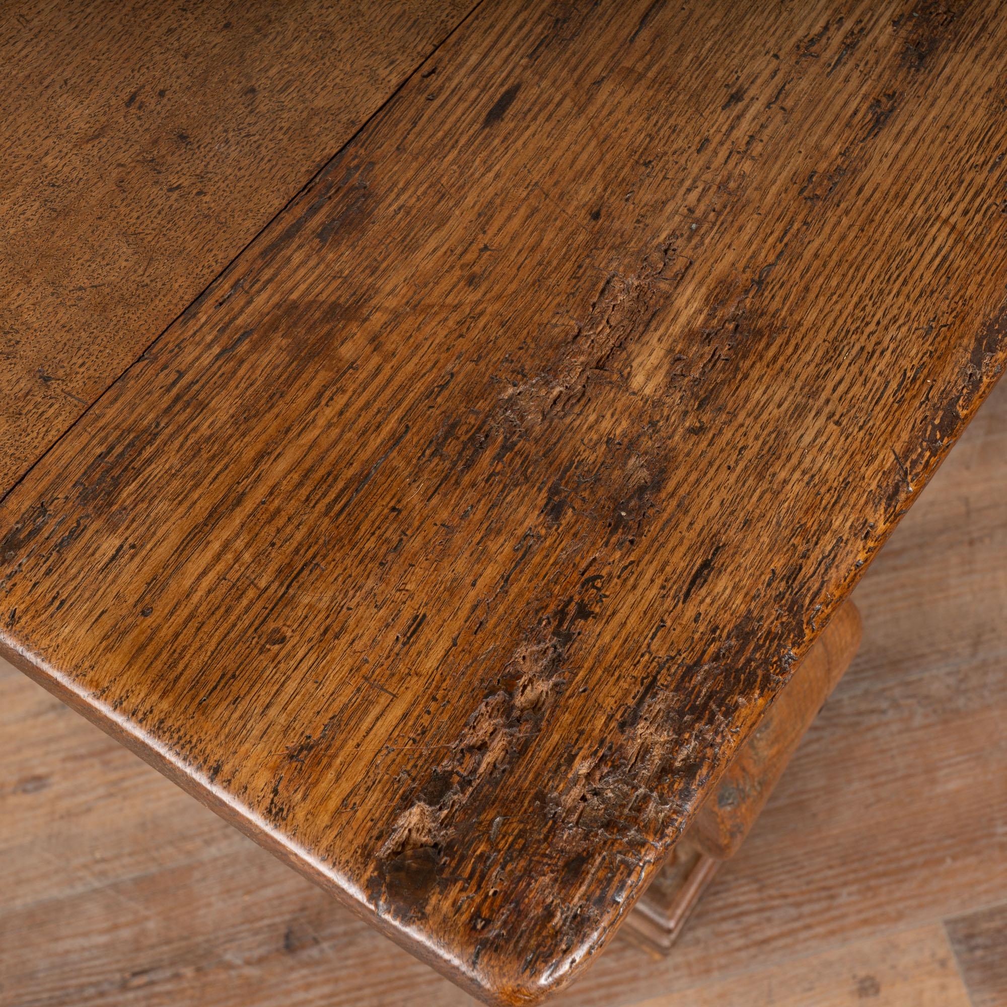 Early 19th Century Baroque Oak Library Table, Denmark For Sale 3