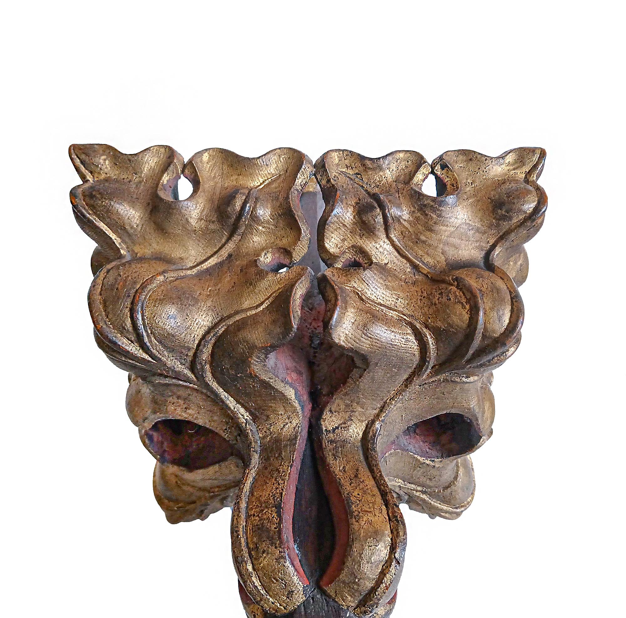 Belgischer Giltwood-Finial aus dem frühen 19. Jahrhundert, auf Stand im Angebot 8