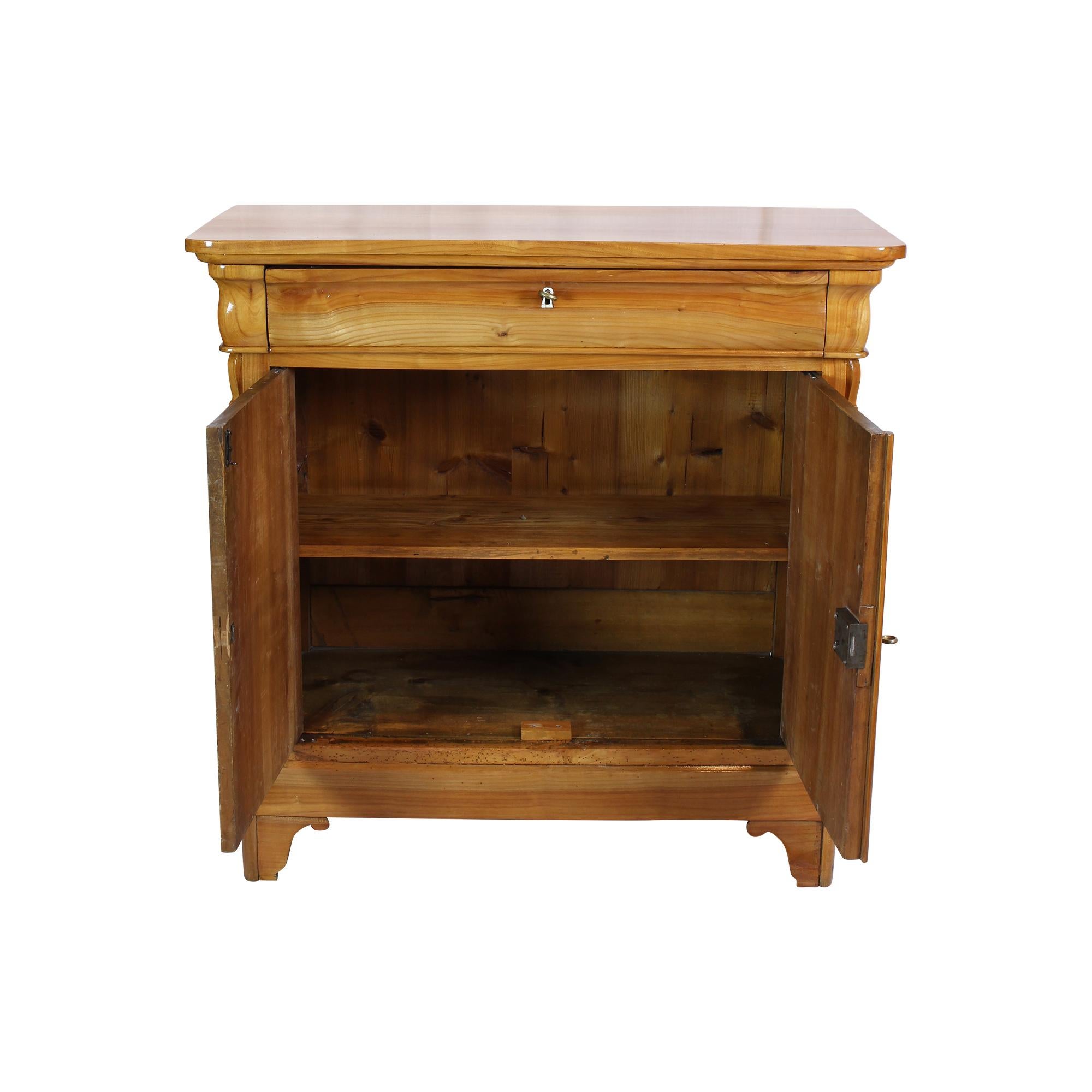 Early 19th Century Biedermeier Cherrywood Half Cabinet / Commode For Sale 1