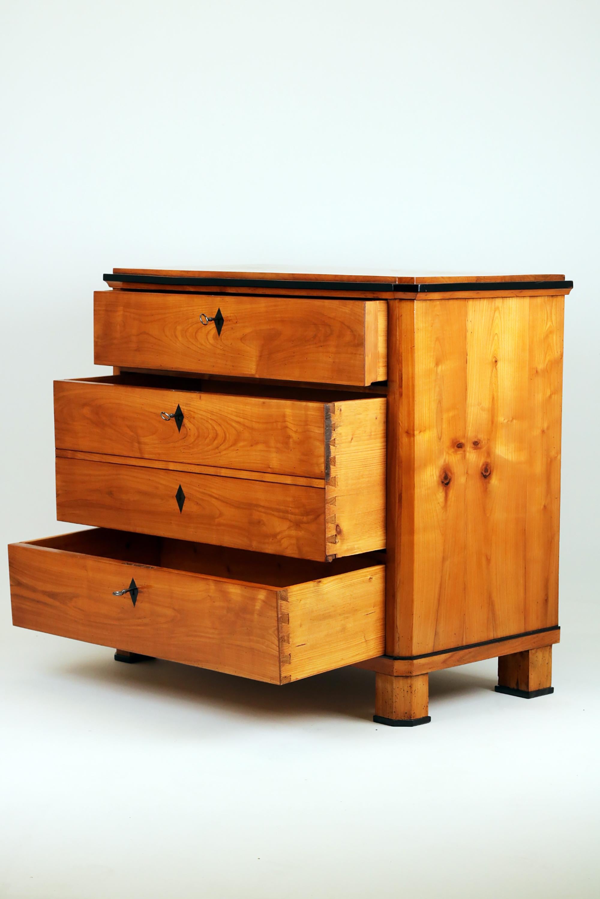 Early 19th Century Biedermeier, Chest of Drawers Cherrywood For Sale 1