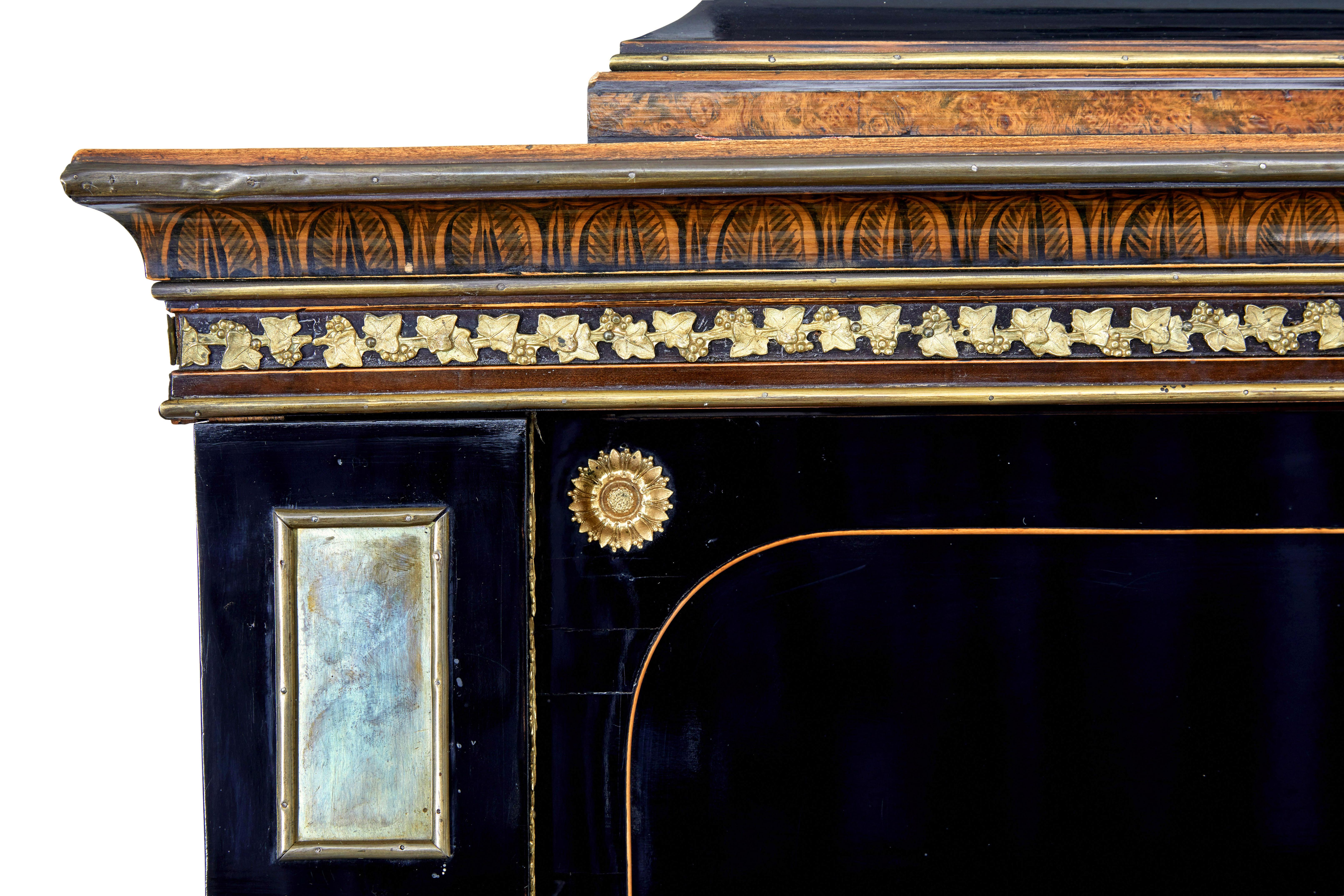 Scrittoio in betulla ebanizzata dell'inizio del XIX secolo Biedermeier in vendita 11