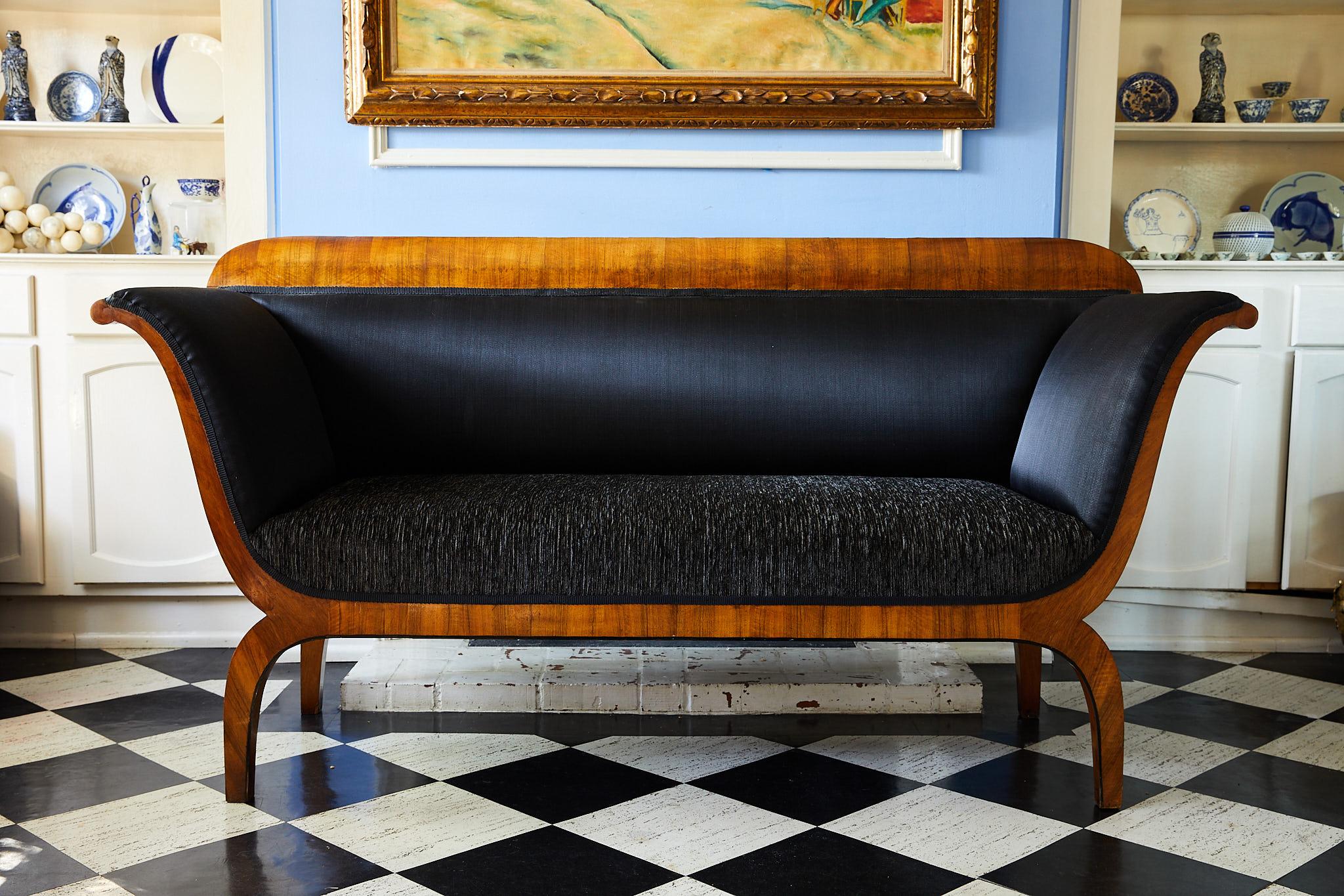 Early 19th Century Biedermeier Sofa of Cherry in Black Horsehair Fabric 3