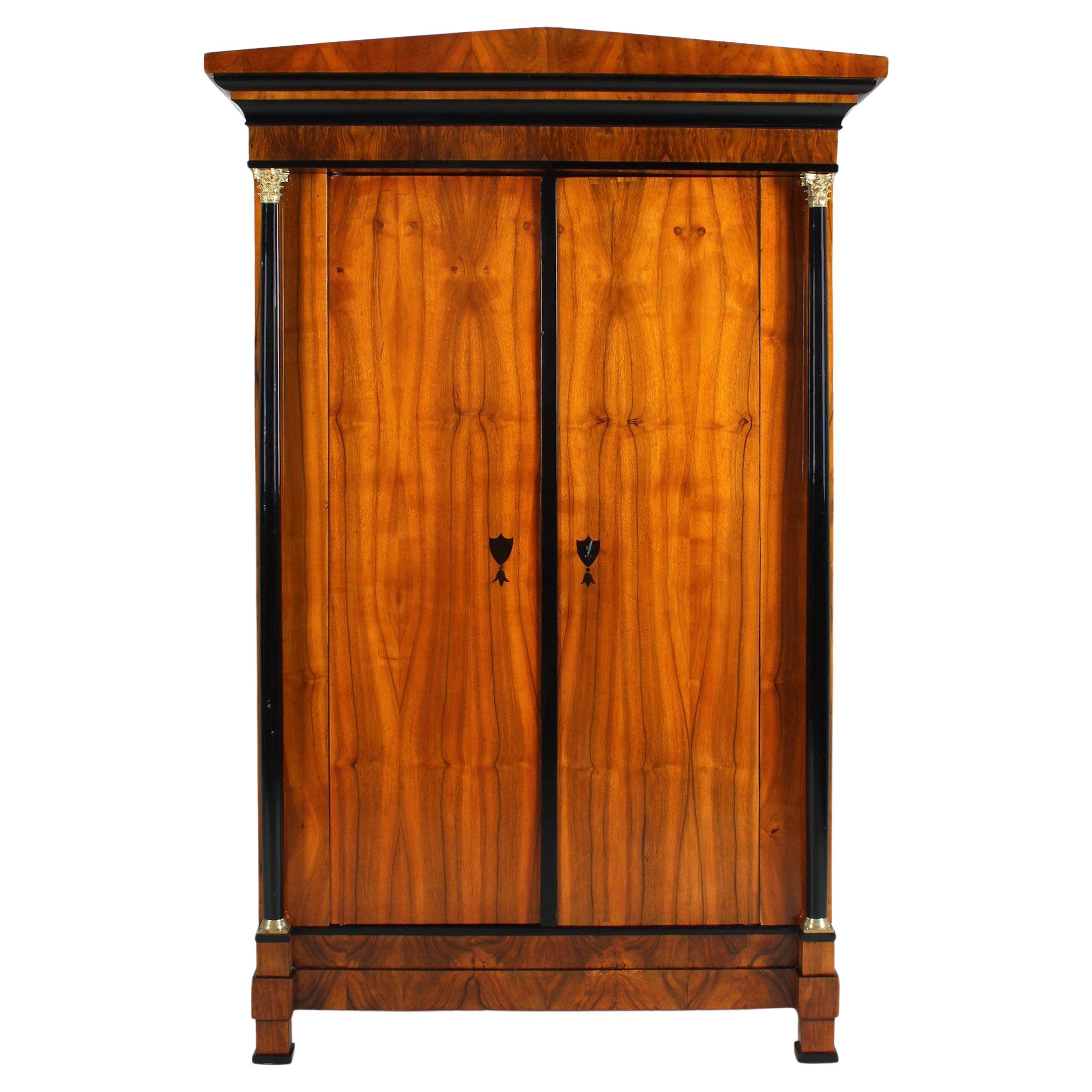 Early 19th Century Biedermeier Wardrobe, Walnut, Southern Germany, circa 1820 For Sale