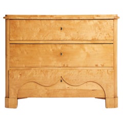 Early 19th Century Birch Chest of Drawers