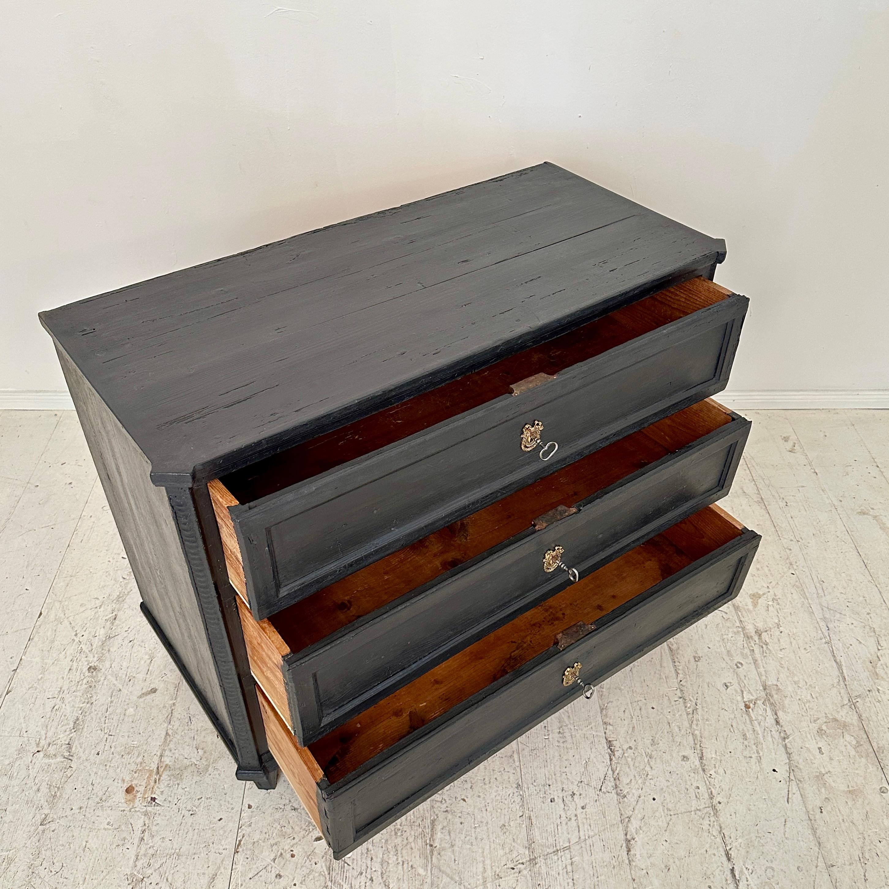 Early 19th Century Black Empire Chest of Drawers with 3 Drawers, around 1800 For Sale 6