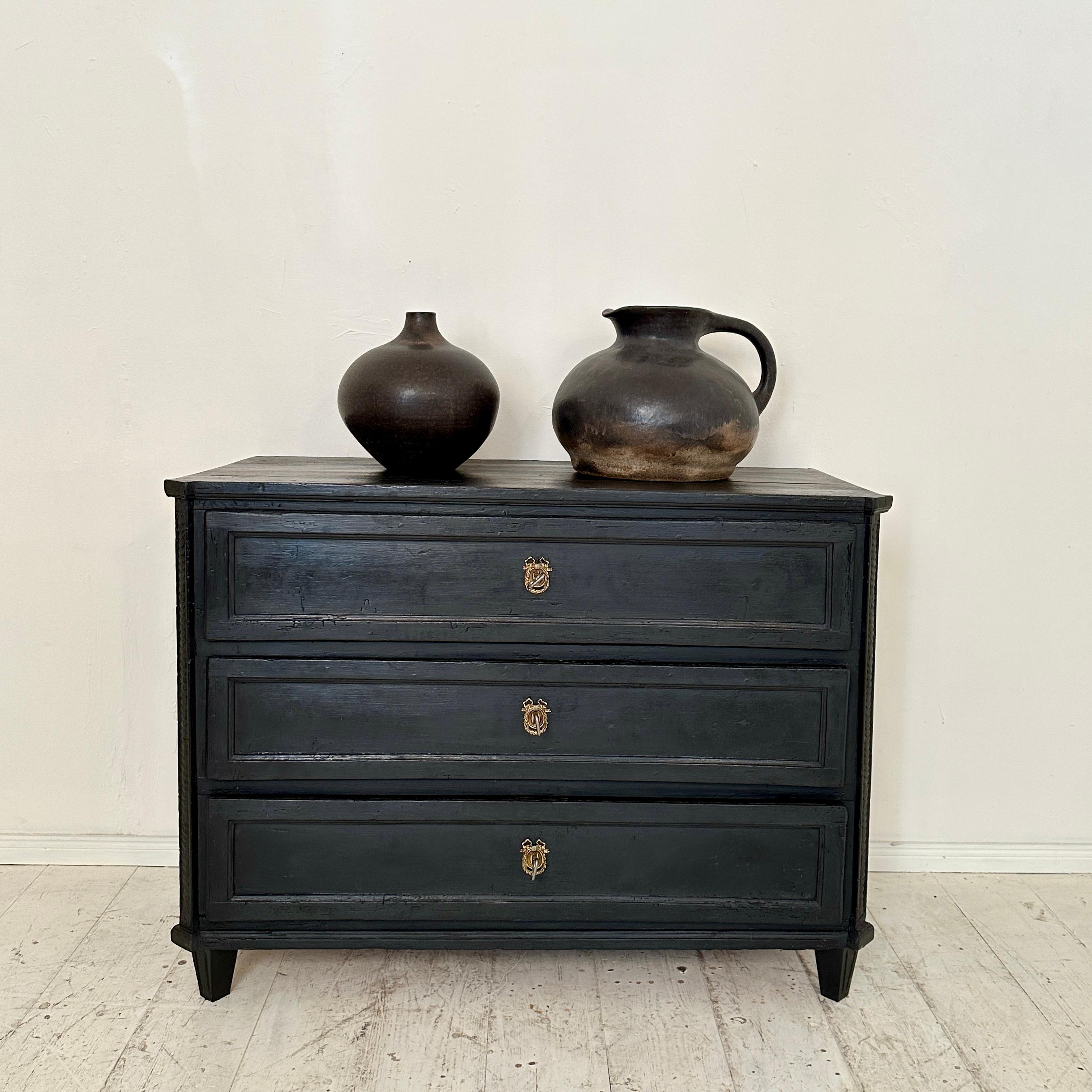 Early 19th Century Black Empire Chest of Drawers with 3 Drawers, around 1800 For Sale 10