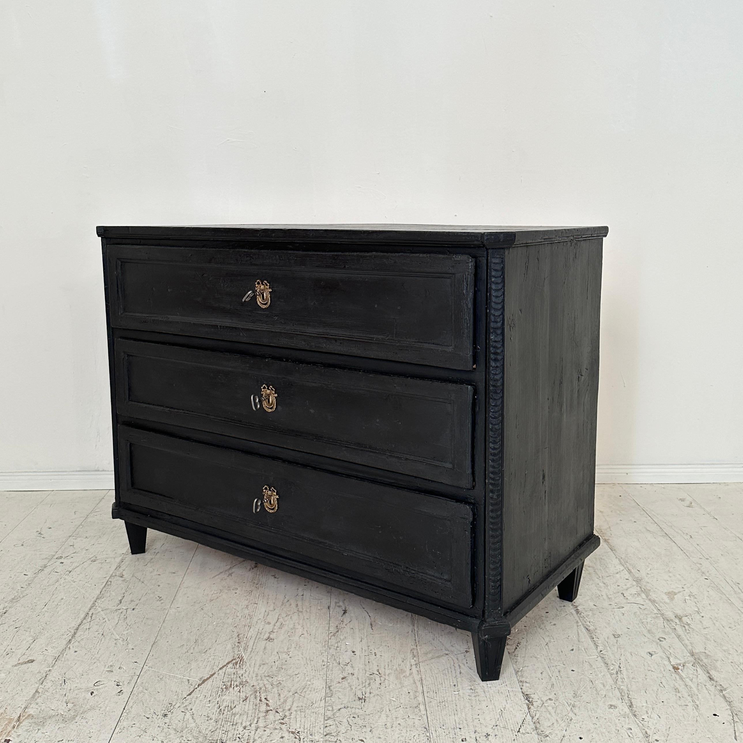 Early 19th Century Black Empire Chest of Drawers with 3 Drawers, around 1800 For Sale 2