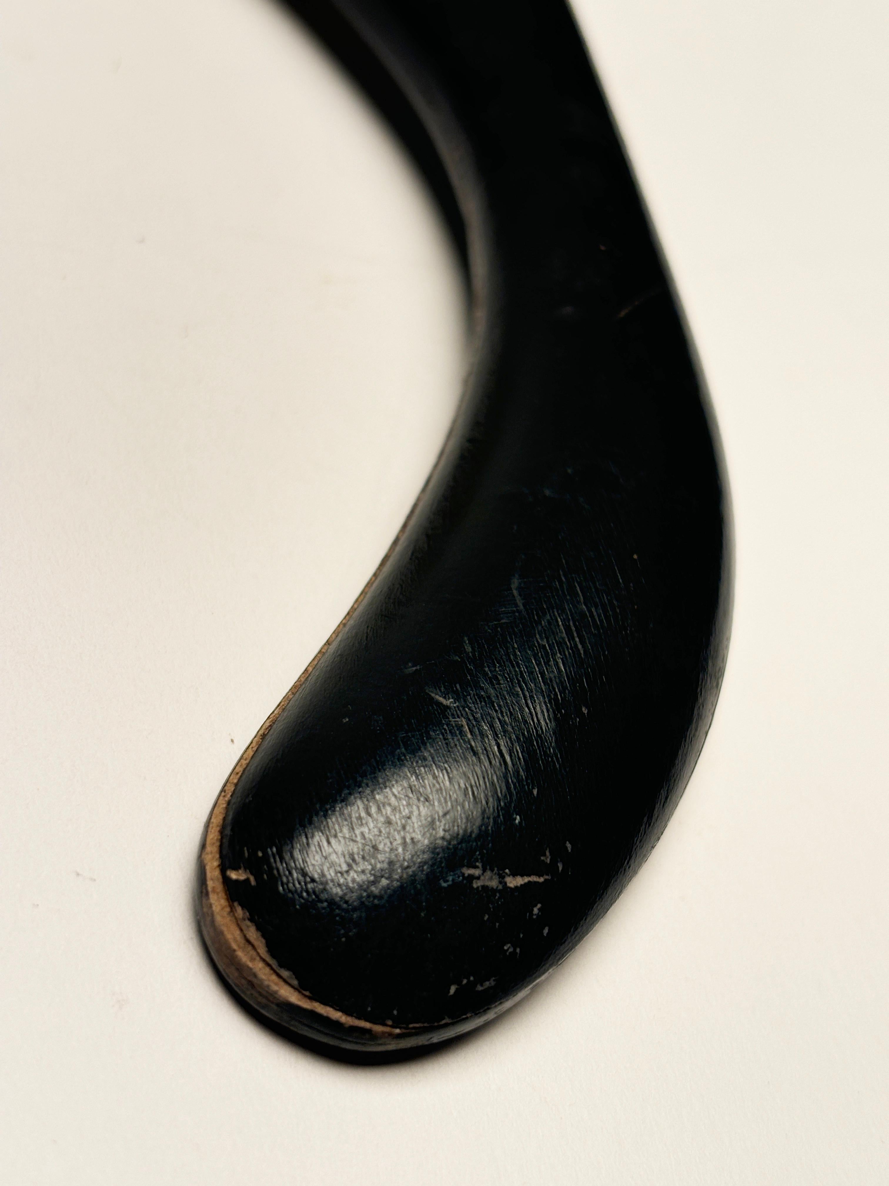 Early 19th Century Black Lacquer Chinese Crumb Brush For Sale 3