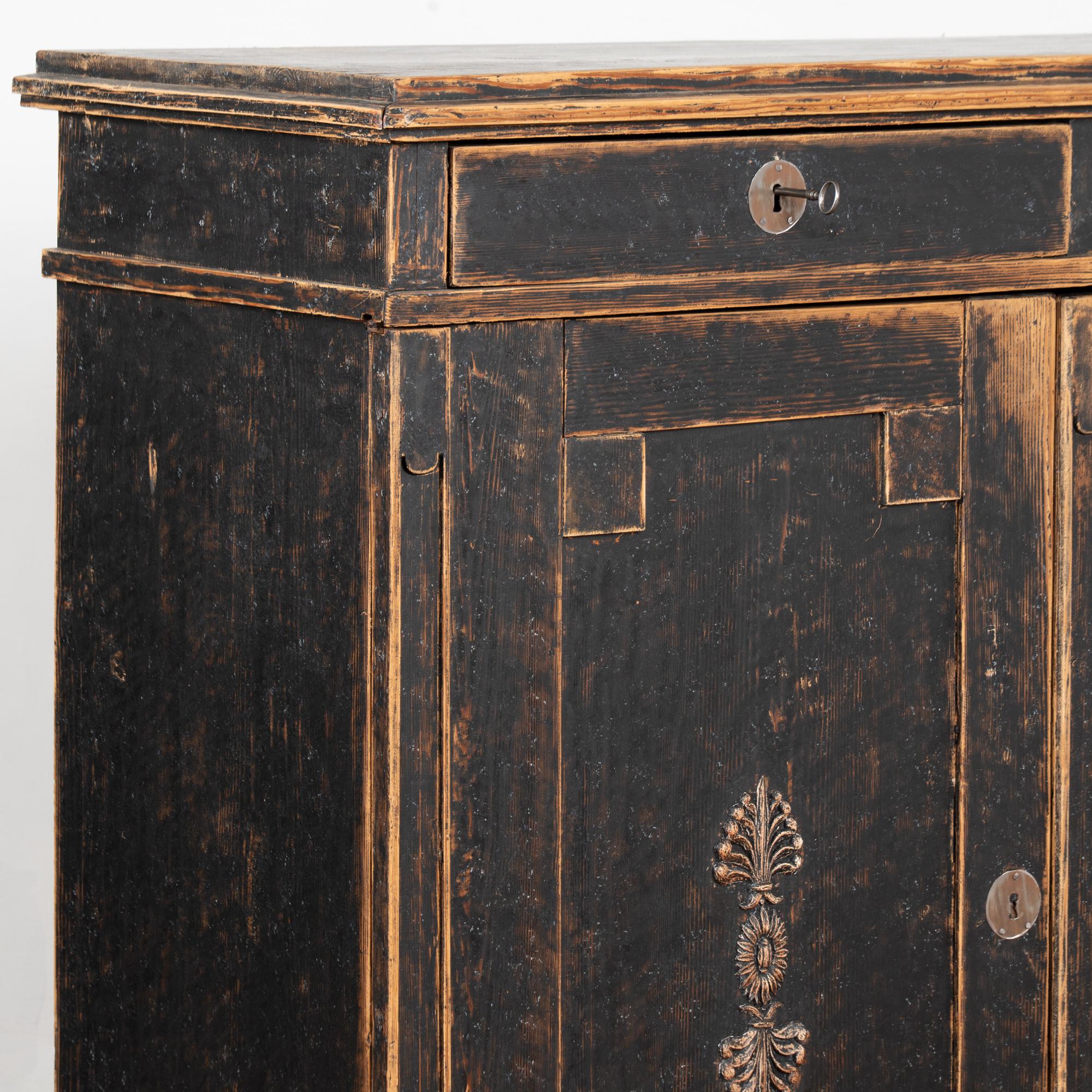 Early 19th Century Black Painted Pine Sideboard Serving Cabinet, Sweden 4