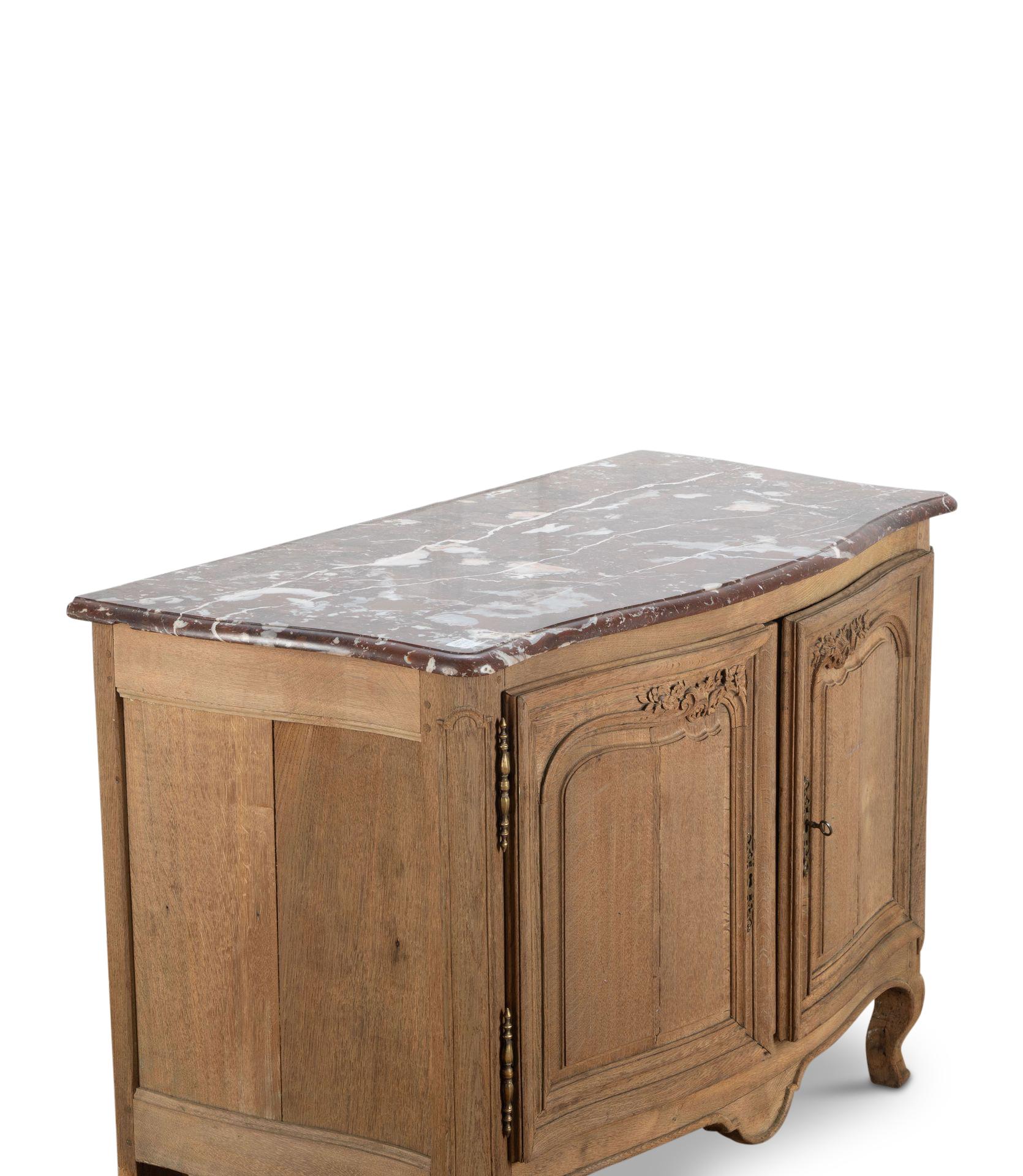 Marmo Credenza in Oak sbiancato dei primi del XIX secolo in vendita
