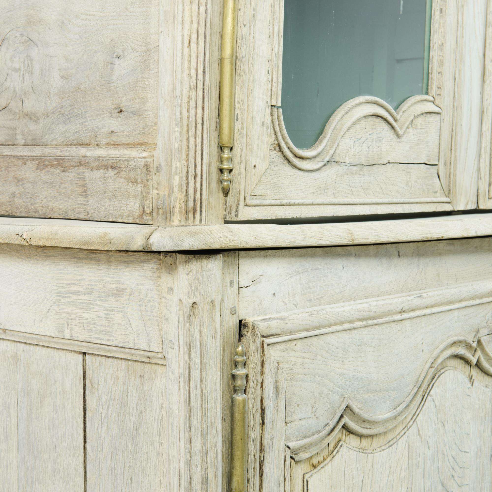 Early 19th Century Bleached Oak Vitrine Cupboard 3