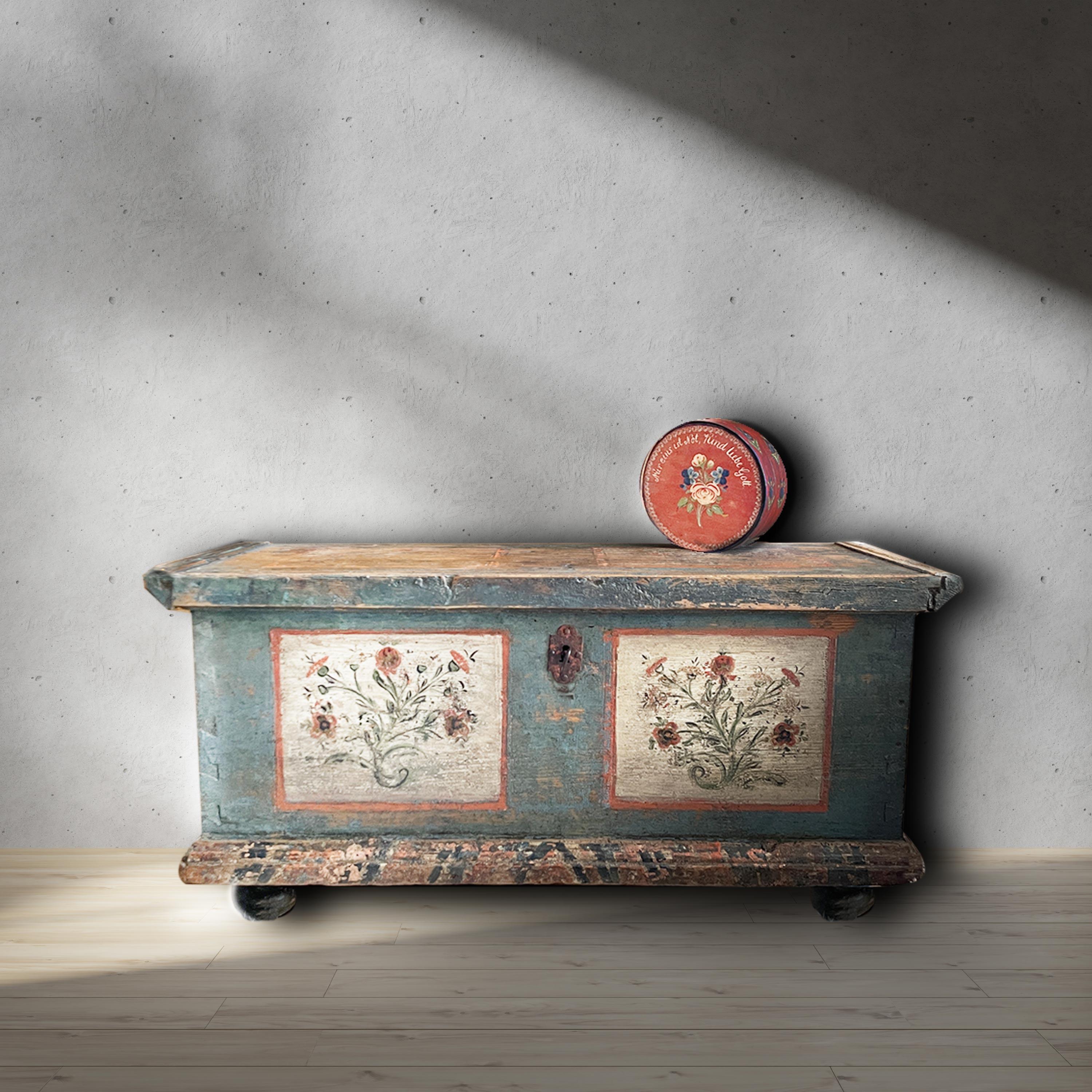 Early 19th Century Blu Floral Painted Blanket Chest 6