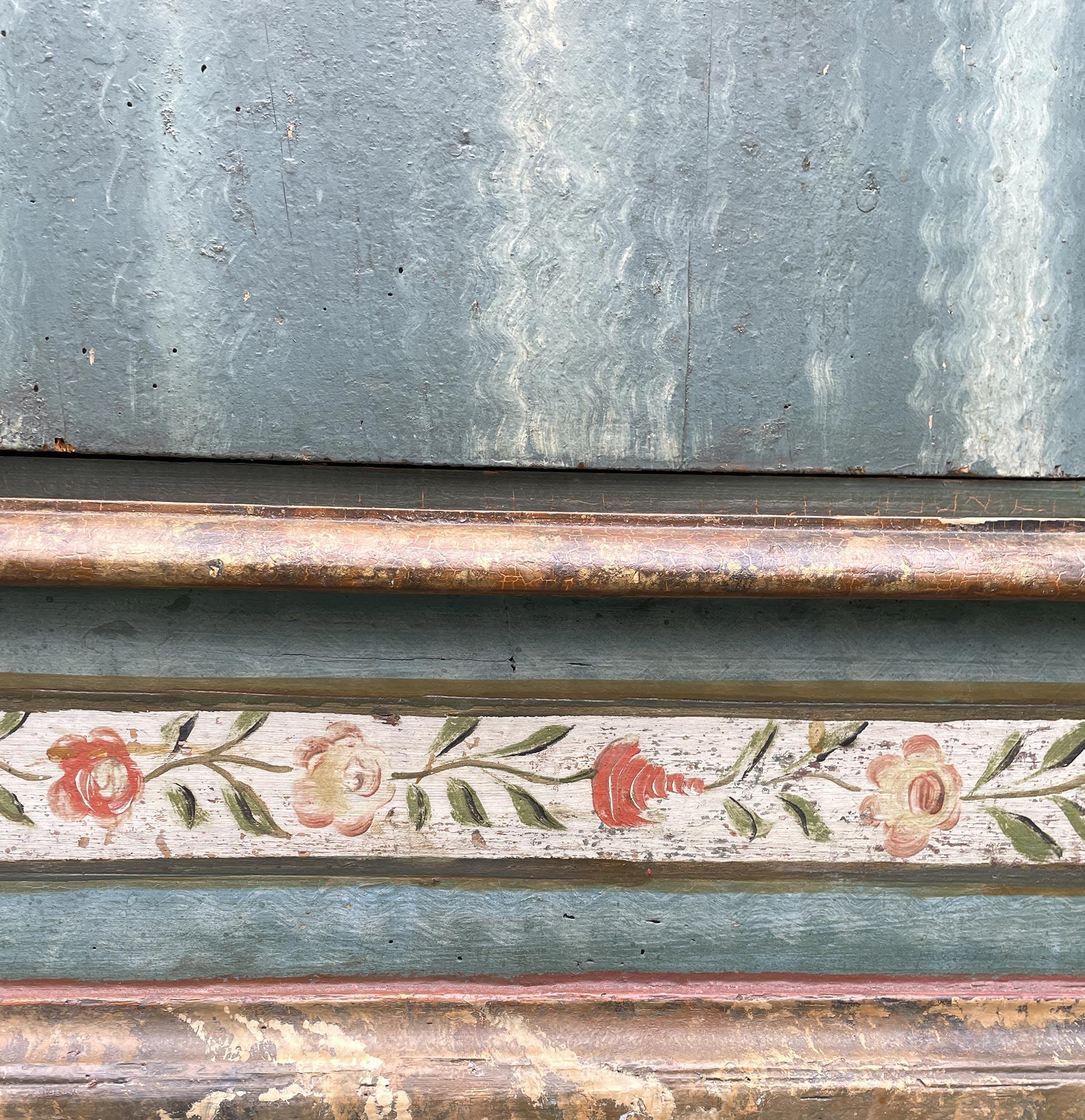 Early 19th Century Blu Floral Painted Wardrobe 4