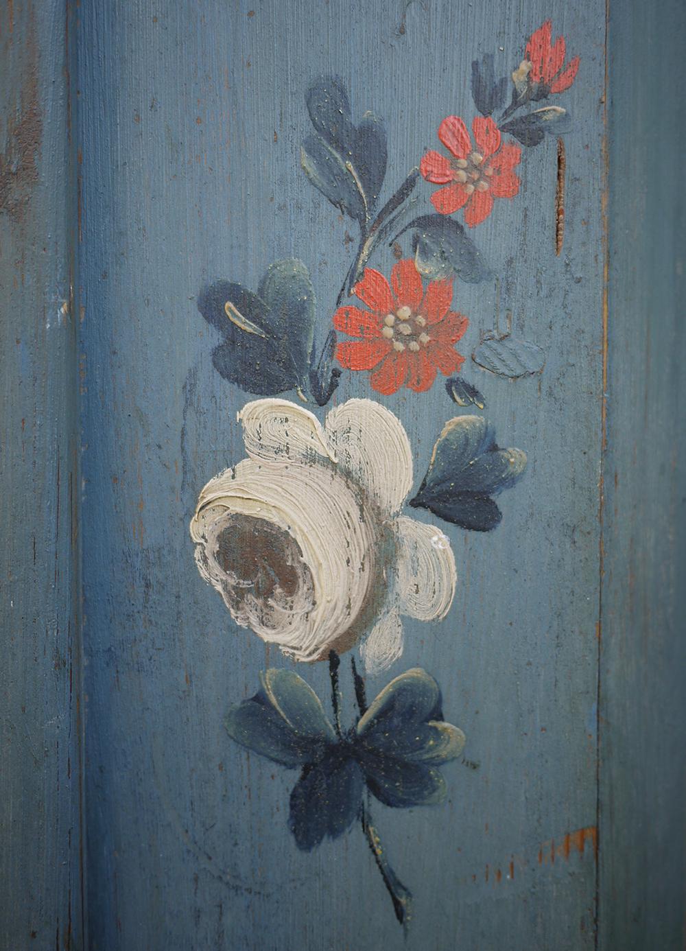 Early 19th Century Blue Painted Floral Wardrobe 5