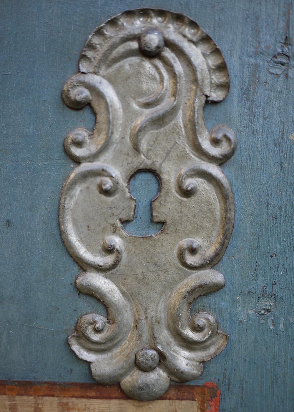 Early 19th Century Blue Painted Floral Wardrobe 6