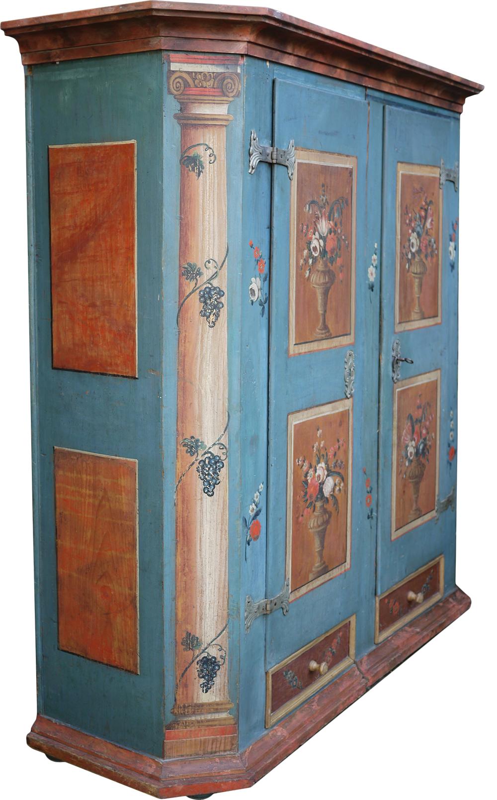 Tyrolean, Northern Italy painted wardrobe

Measures: H 183 cm, W 162 cm (176 with frames), P 54 cm (61 with frames)
H 72 in, W 63.8 in (69.3 in to the frames), P 21.3 in (24 in to the frames)

Tyrolean painted wardrobe, entirely painted blue.