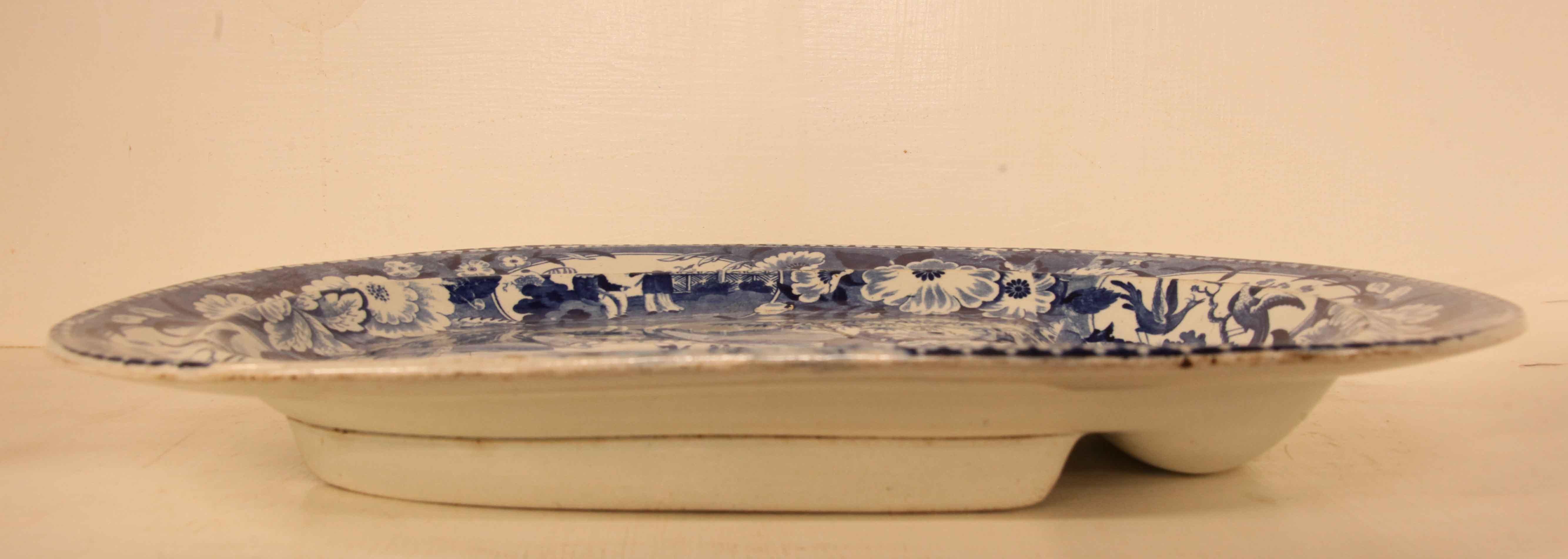 Early 19th Century Blue and White Well and Tree Platter For Sale 6