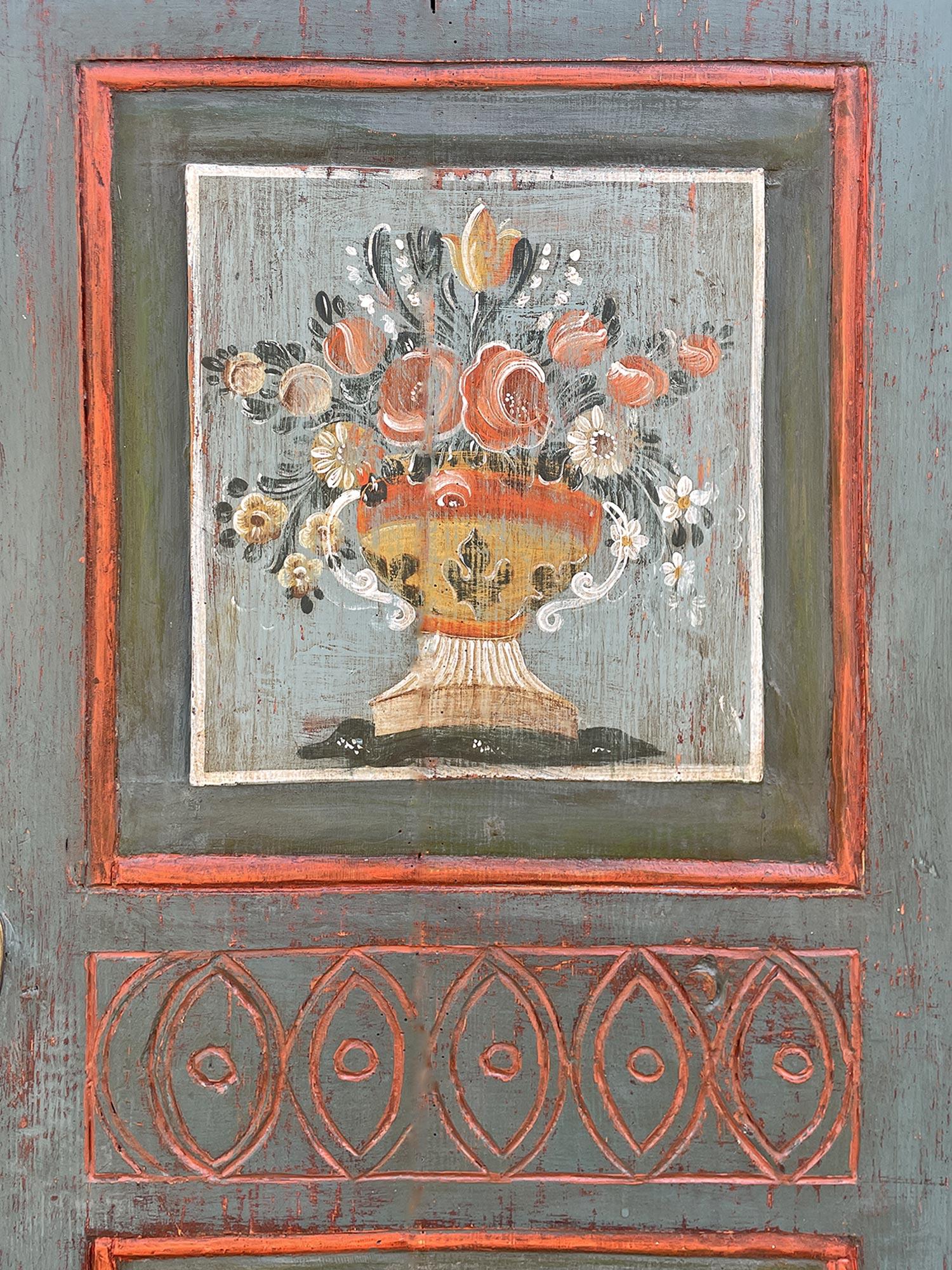 Early 19th Century Blue Floral Painted Cabinet For Sale 3