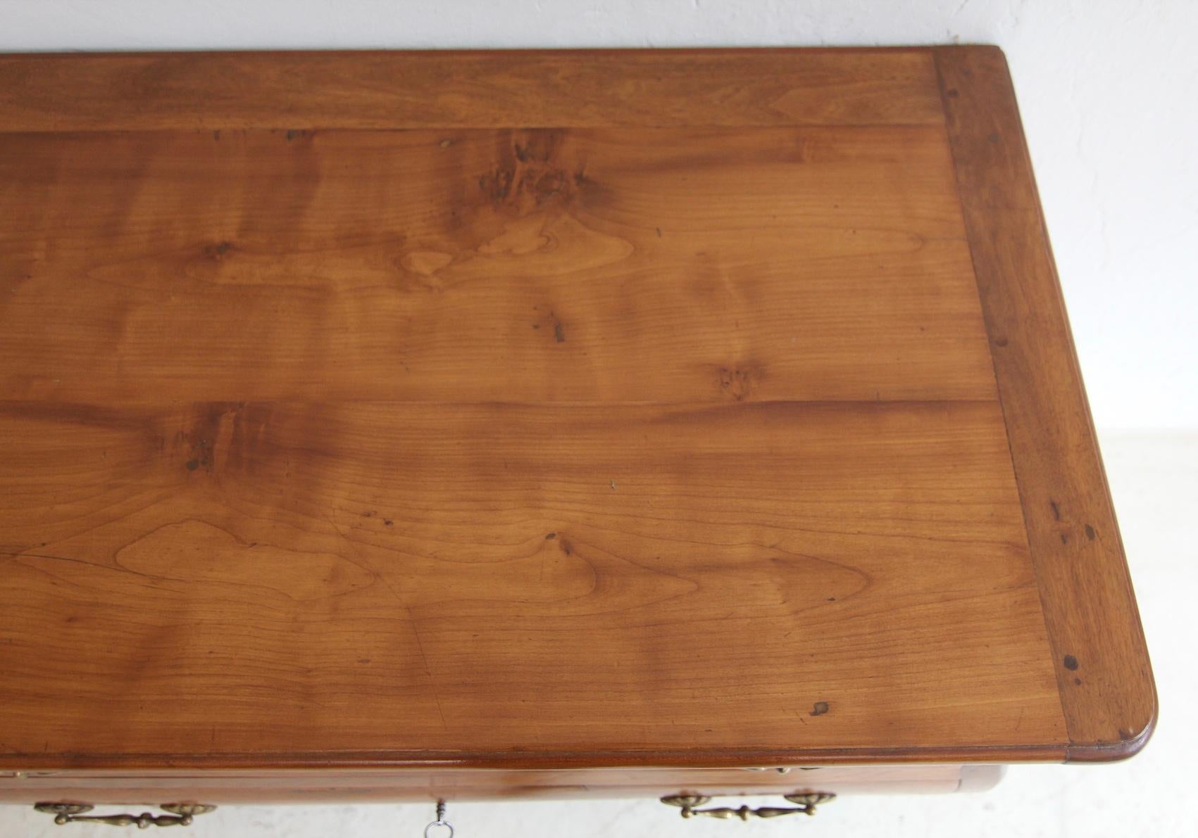 Cassettiera a bombe del primo Ottocento in vendita 4