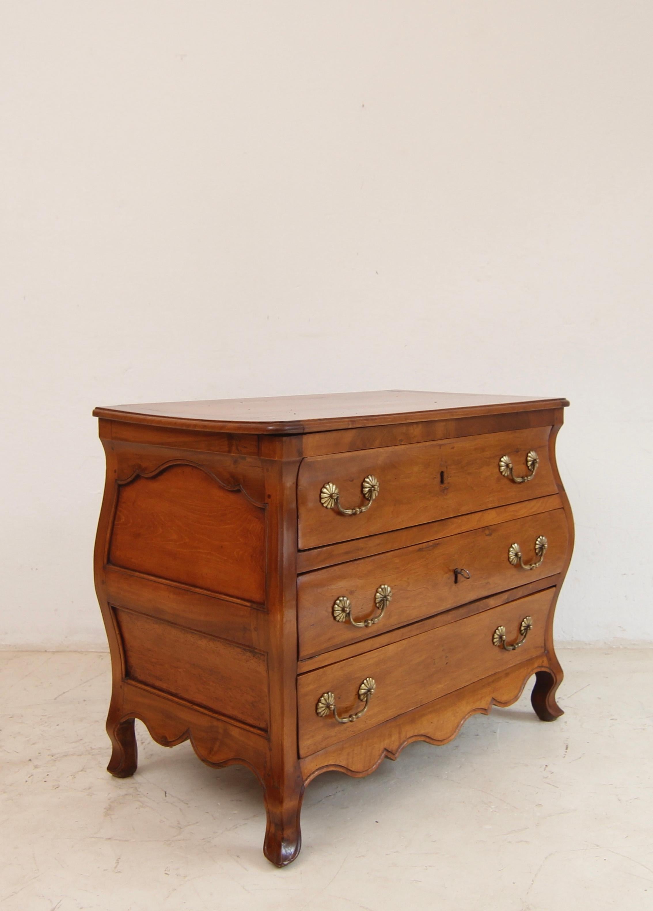 Cassettiera a bombe del primo Ottocento in vendita 10