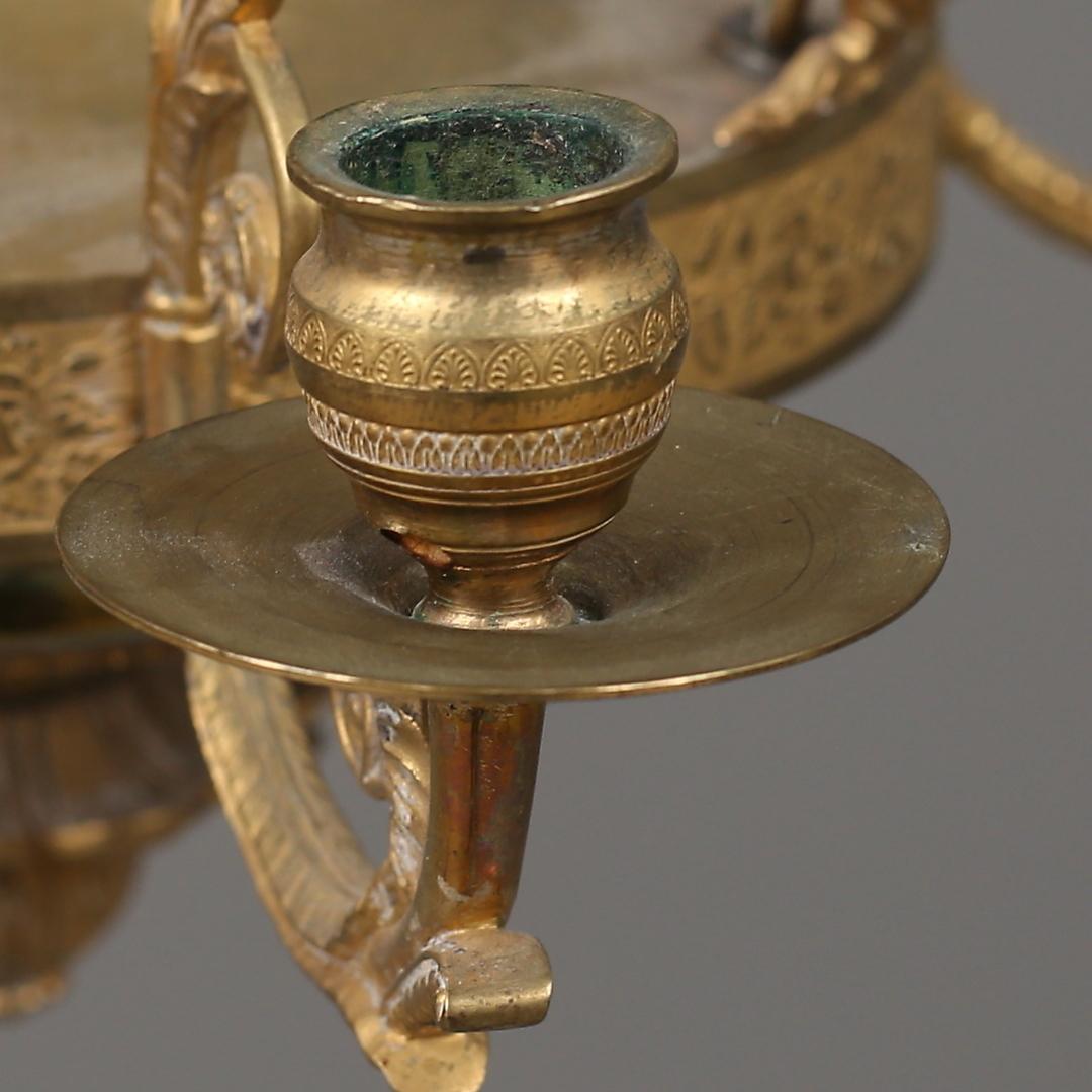 Araña colgante imperio de latón de principios del siglo XIX para cuatro velas Europeo en venta