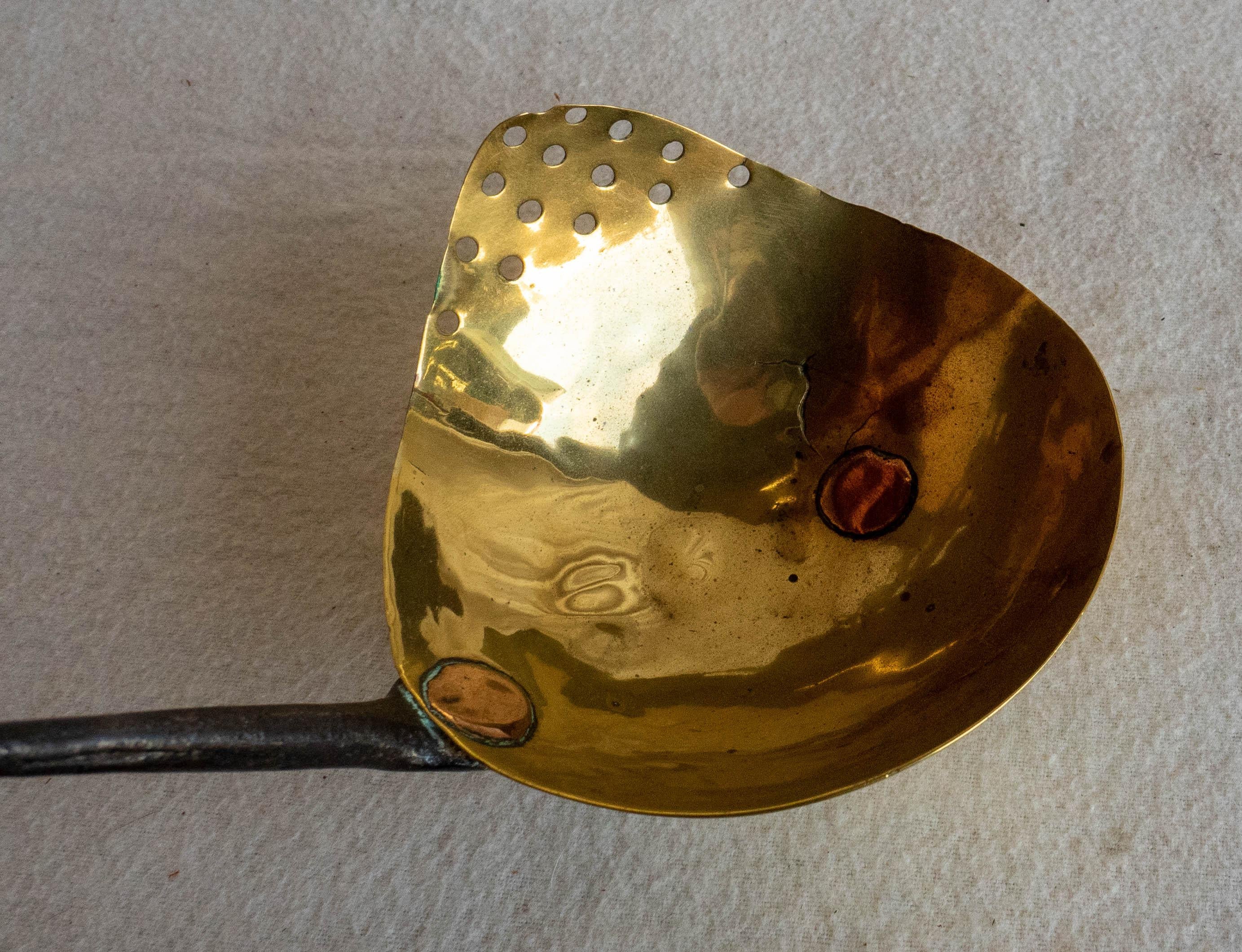 English Early 19th Century Brass Ladle with Pierced Edge for Straining and Steel Handle For Sale
