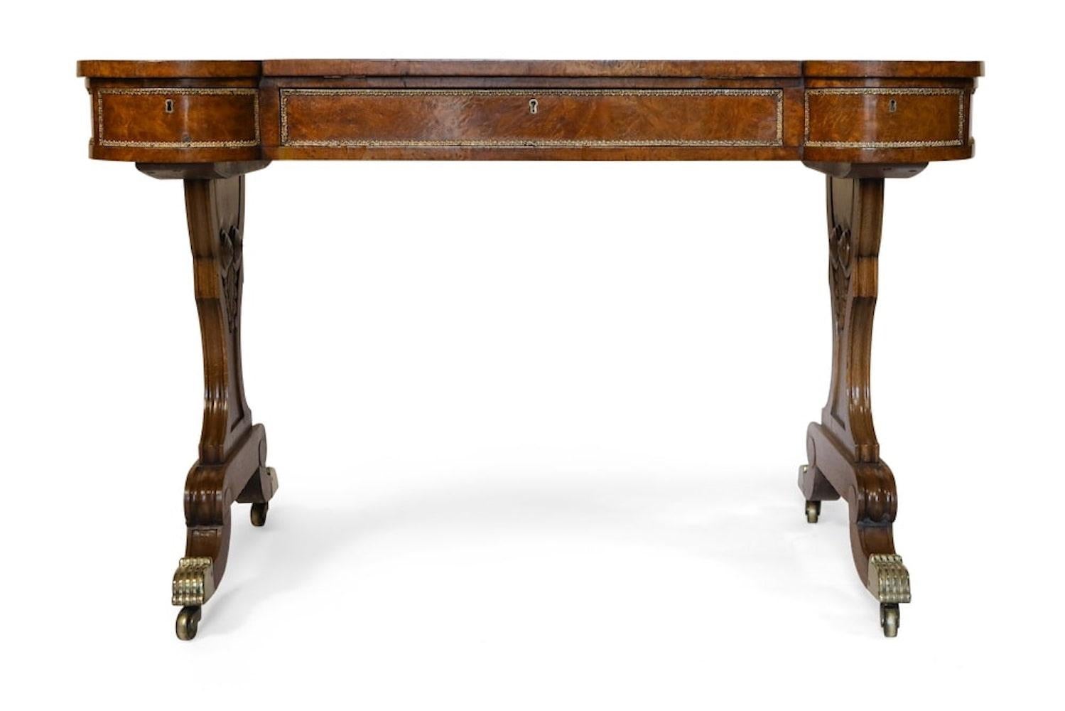 Early 19th Century Brass-Mounted Pollard Oak Writing Table  In Good Condition For Sale In Lymington, Hampshire