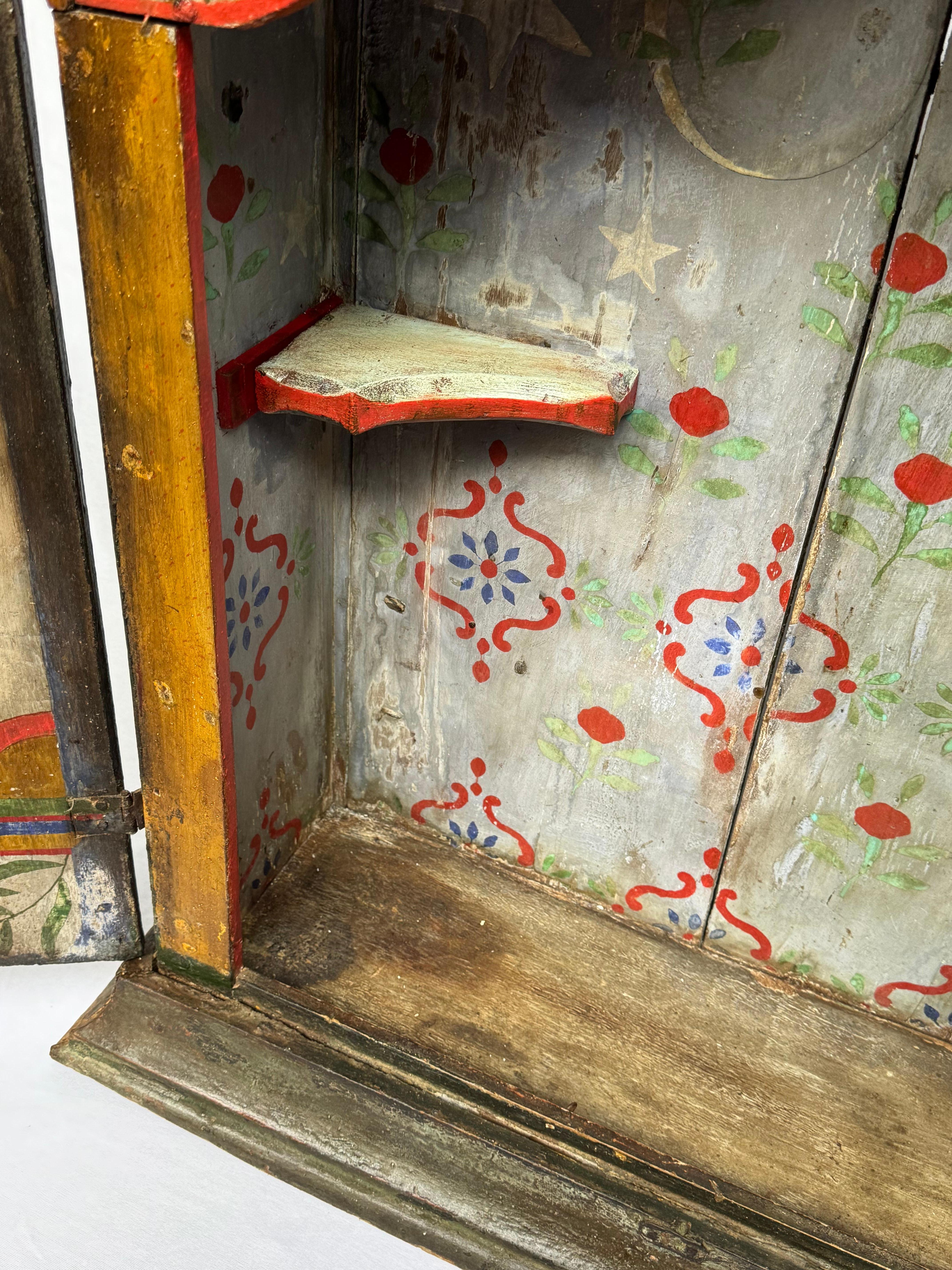 Brésilien Sanctuaire brésilien peint du début du 19e siècle Minas Gerais en vente