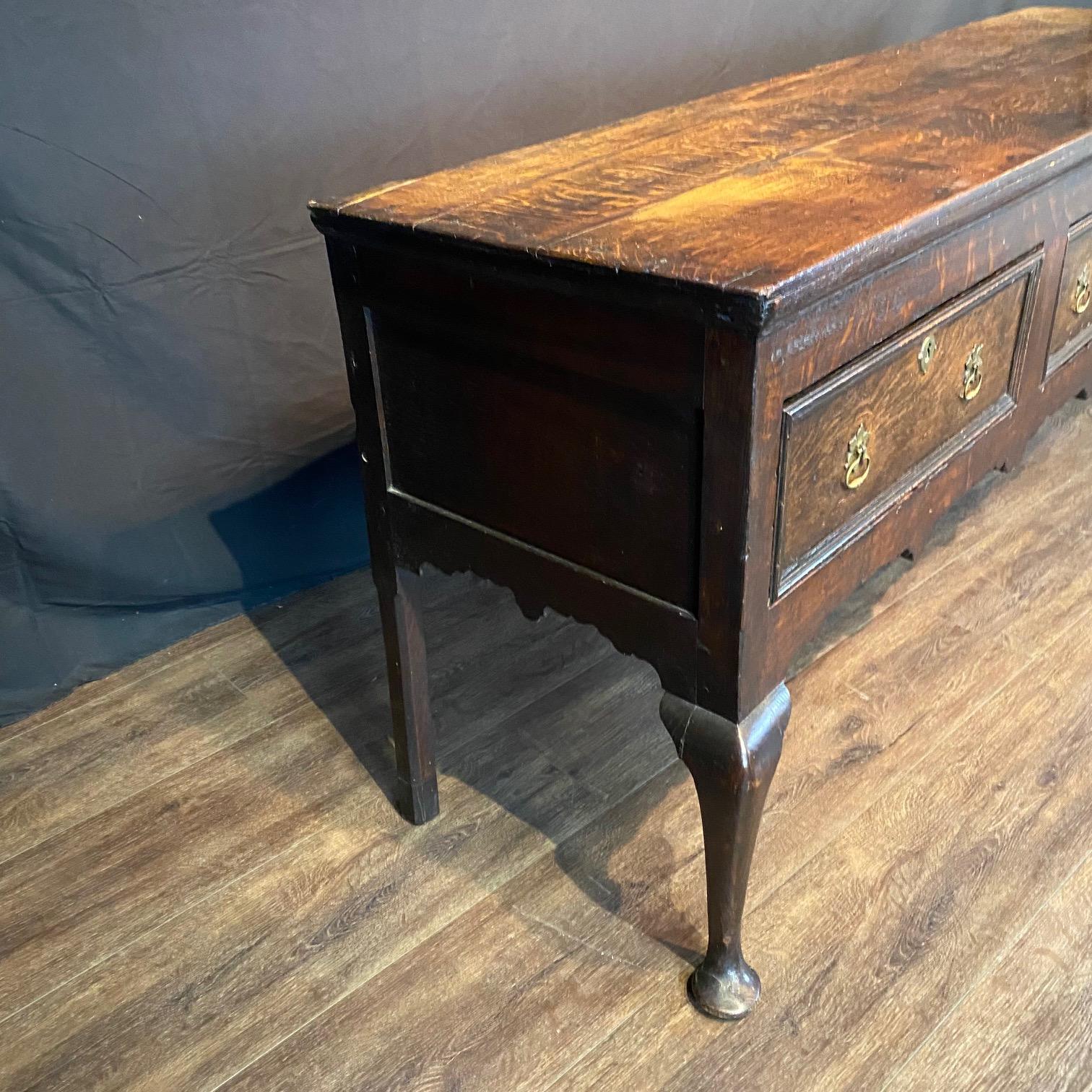 Quercia Credenza con base a cassettone in Oak British II dell'inizio del XIX secolo in vendita