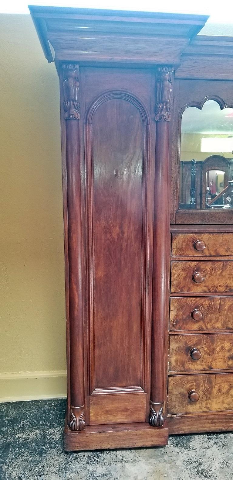 Early 19th Century British Mahogany Gothic Revival Wardrobe In Good Condition For Sale In Dallas, TX