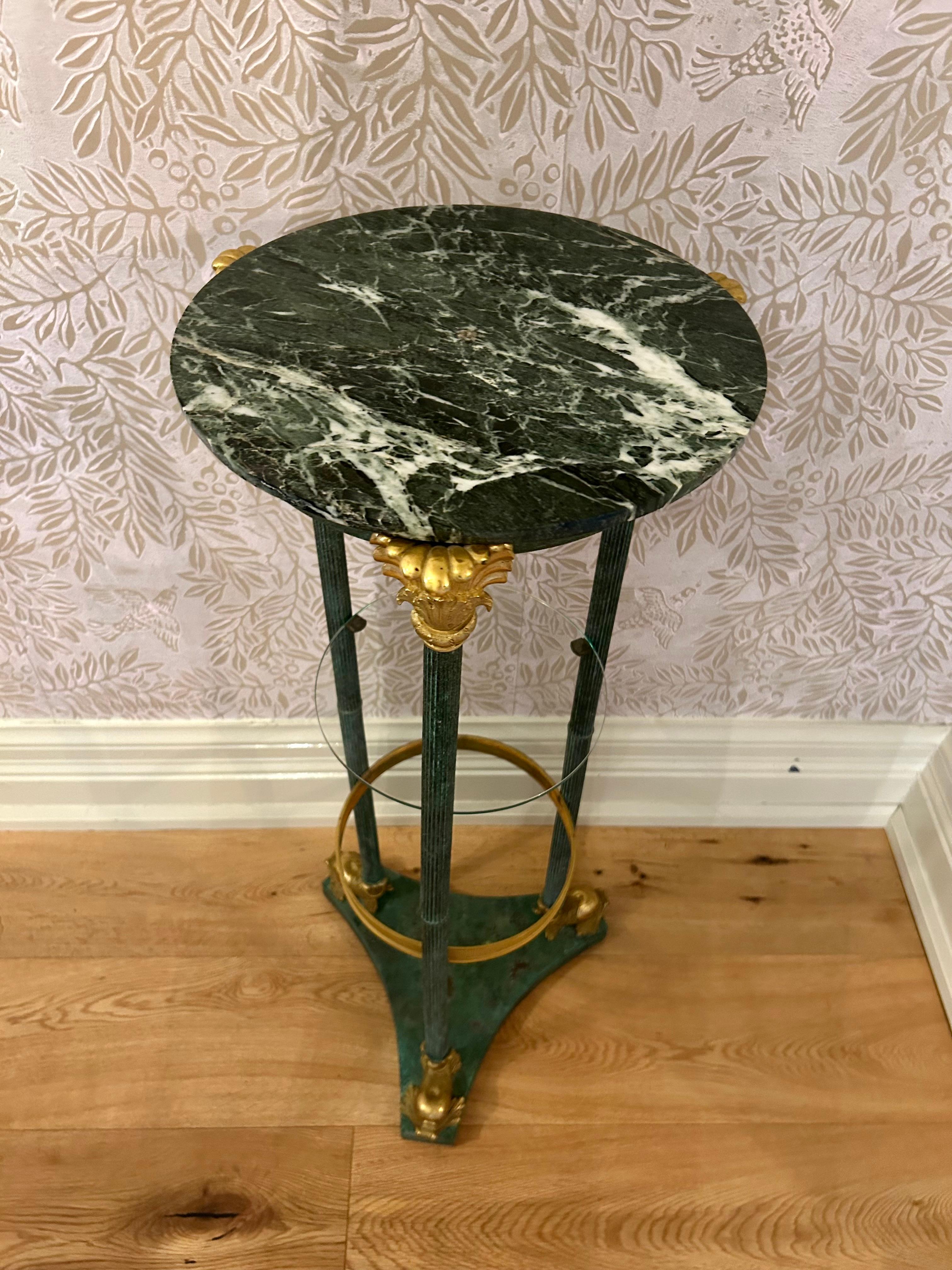 Early 19th Century Bronze and Marble Pedestal table For Sale 2