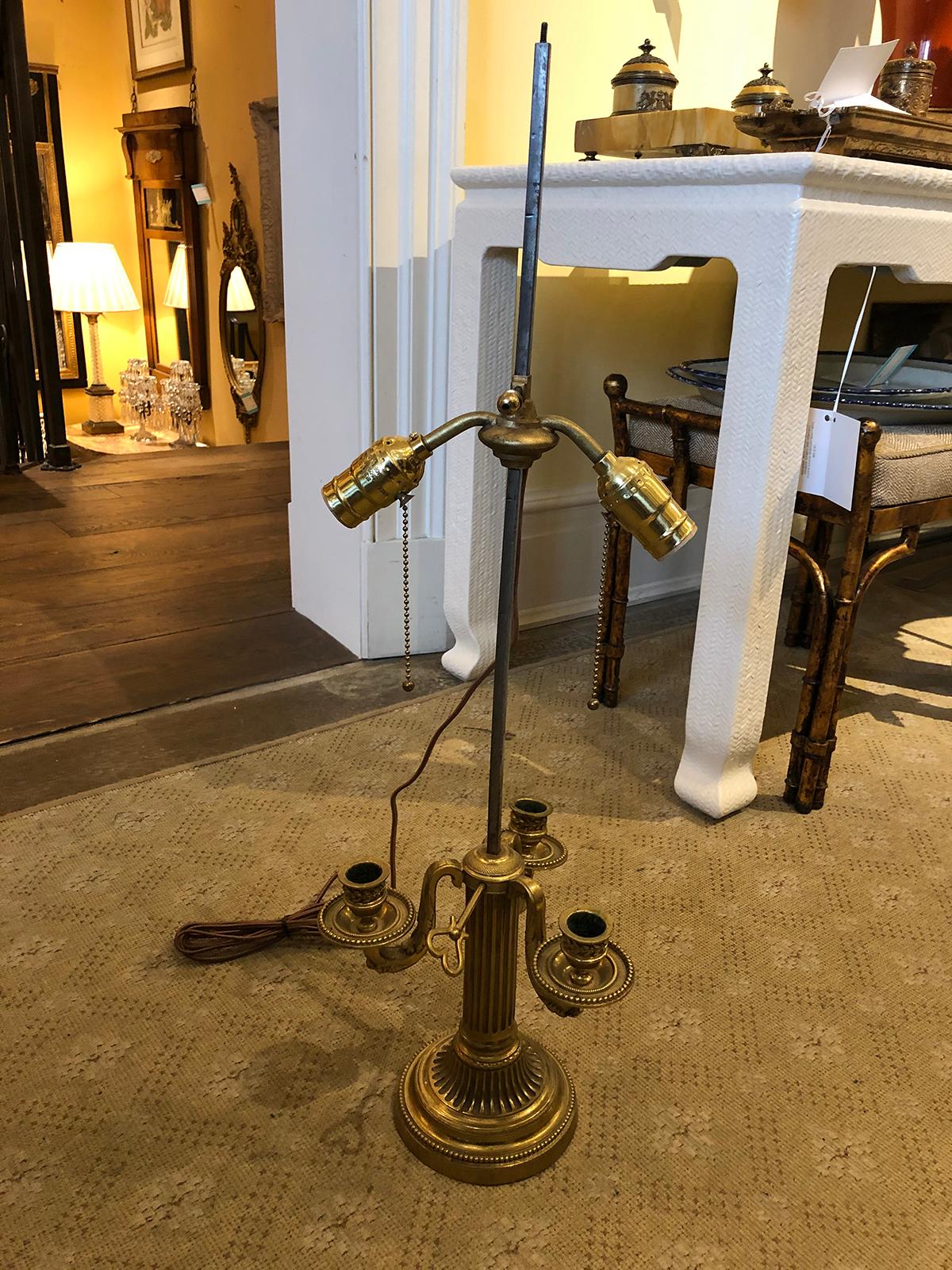 Early 19th Century Bronze Three-Arm Bouillotte Lamp, No Shade In Good Condition For Sale In Atlanta, GA