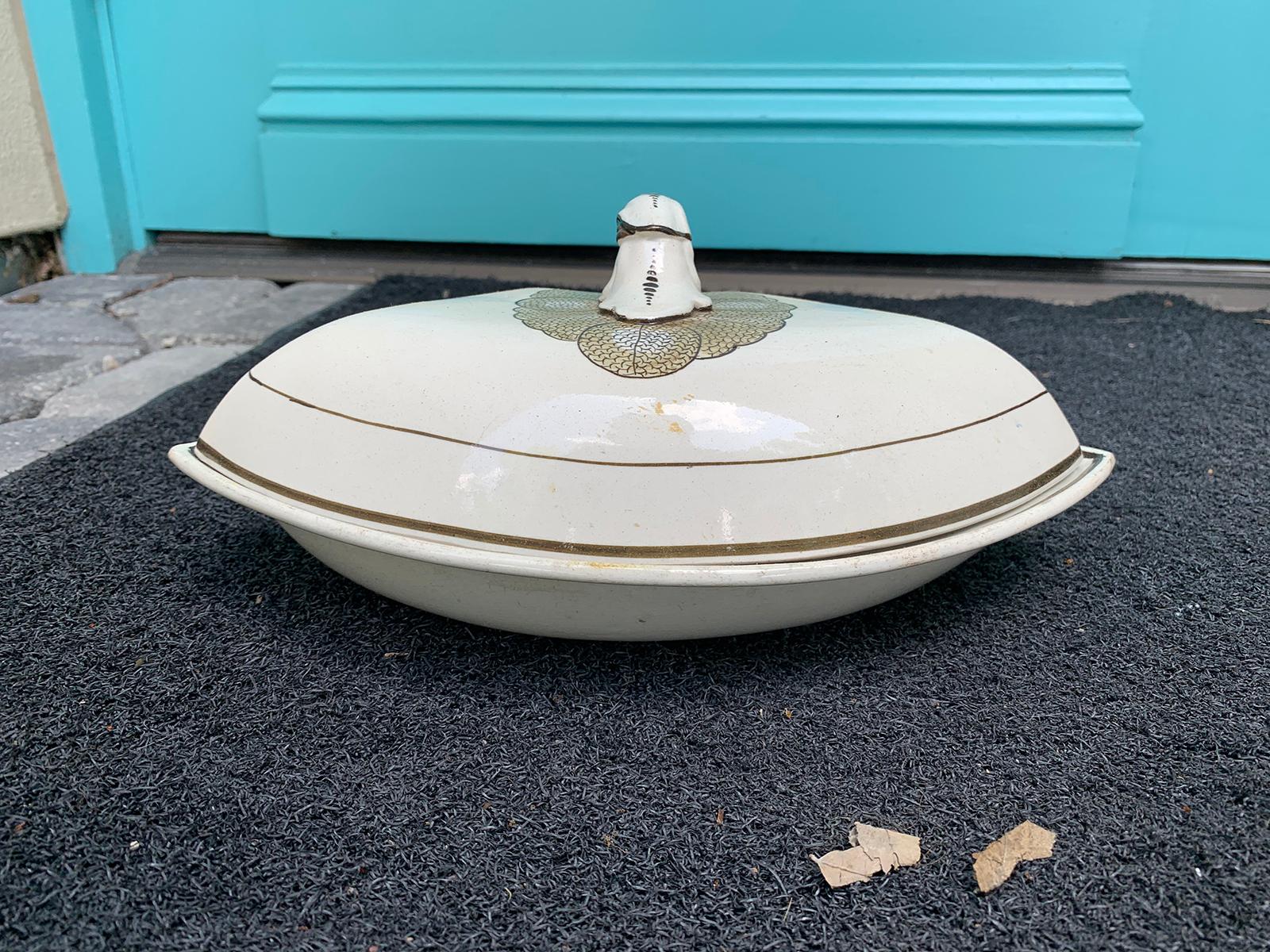 Early 19th Century Brown and White Covered Creamware Tureen For Sale 2