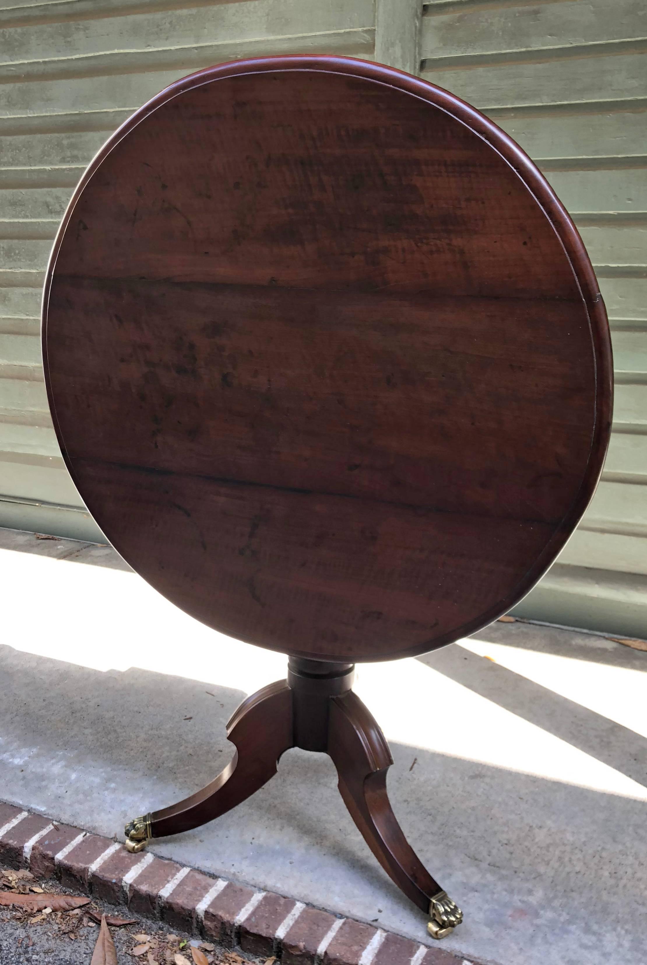 British Colonial Early 19th Century Caribbean Mahogany Tilt-Top  Breakfast Center Table  For Sale