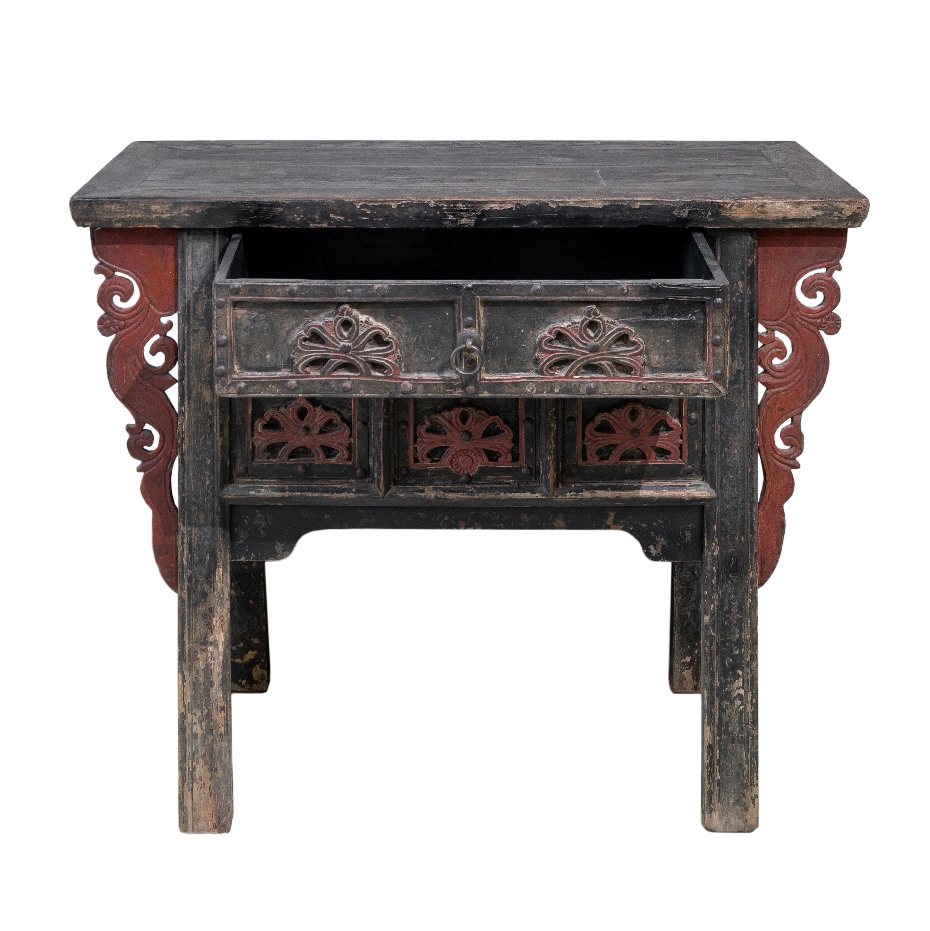 Qing Early 19th Century Carved Coffer Table from Shanxi, China