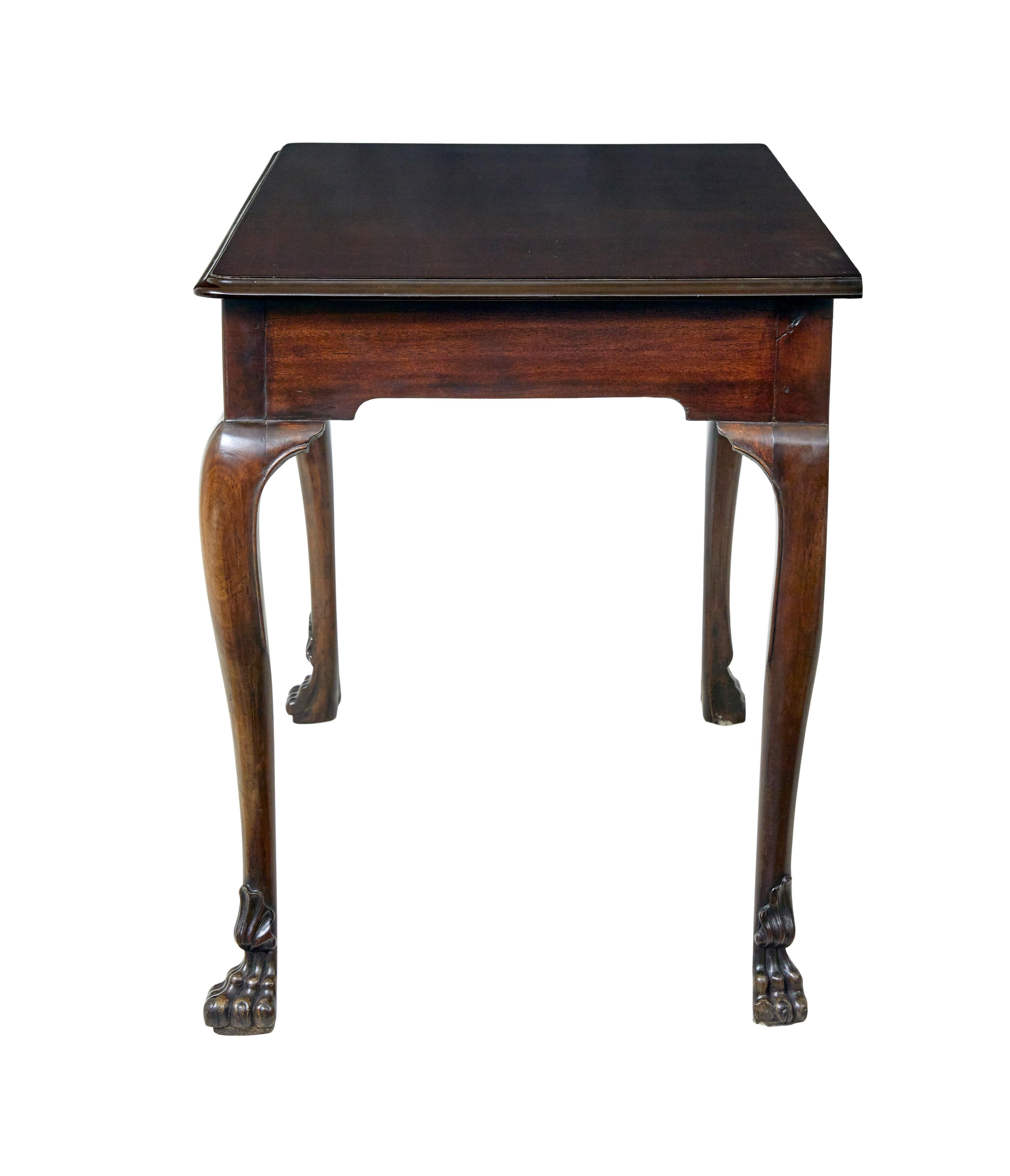Georgian Early 19th century carved Irish serving table For Sale