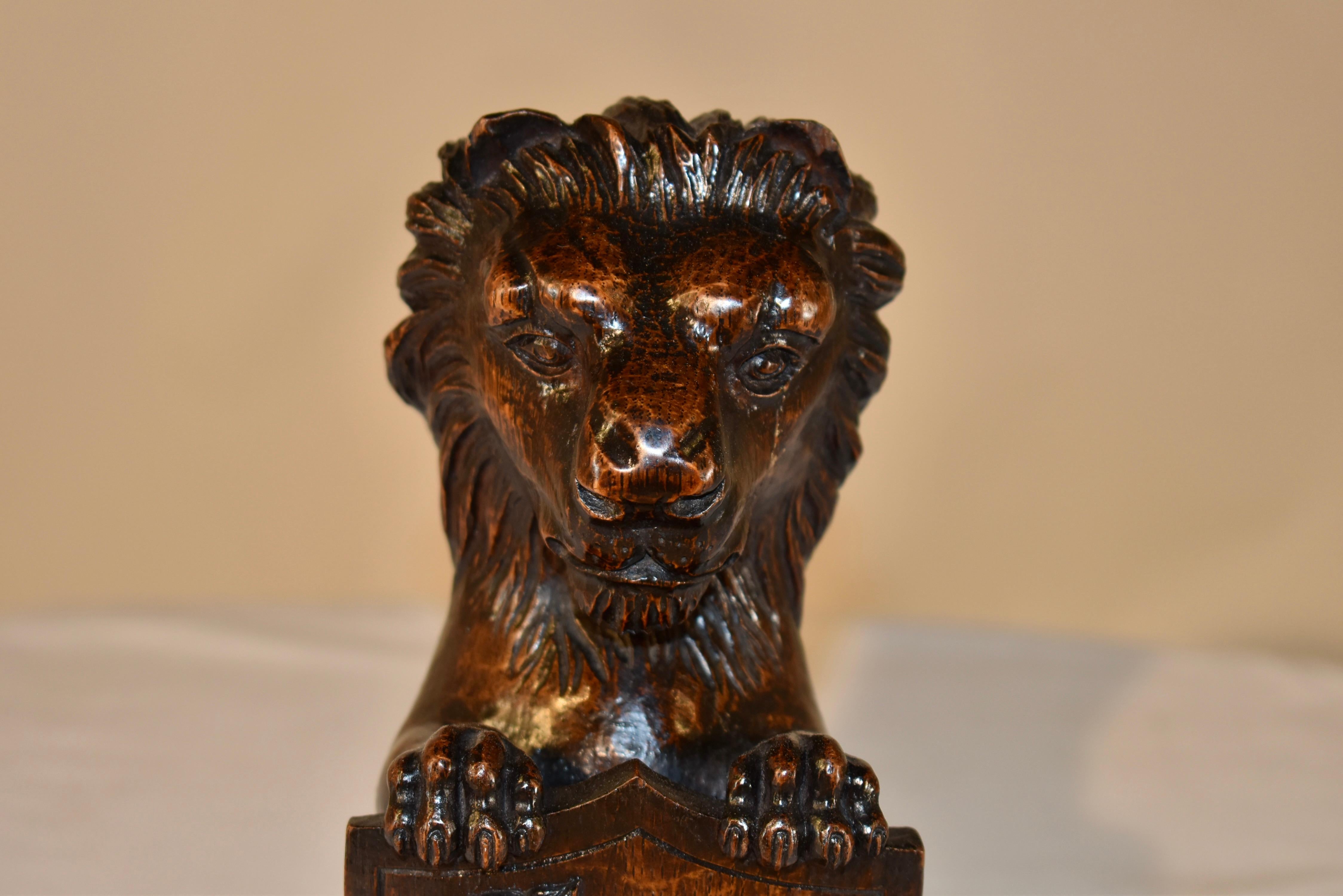 Georgian Early 19th Century Carved Lion For Sale