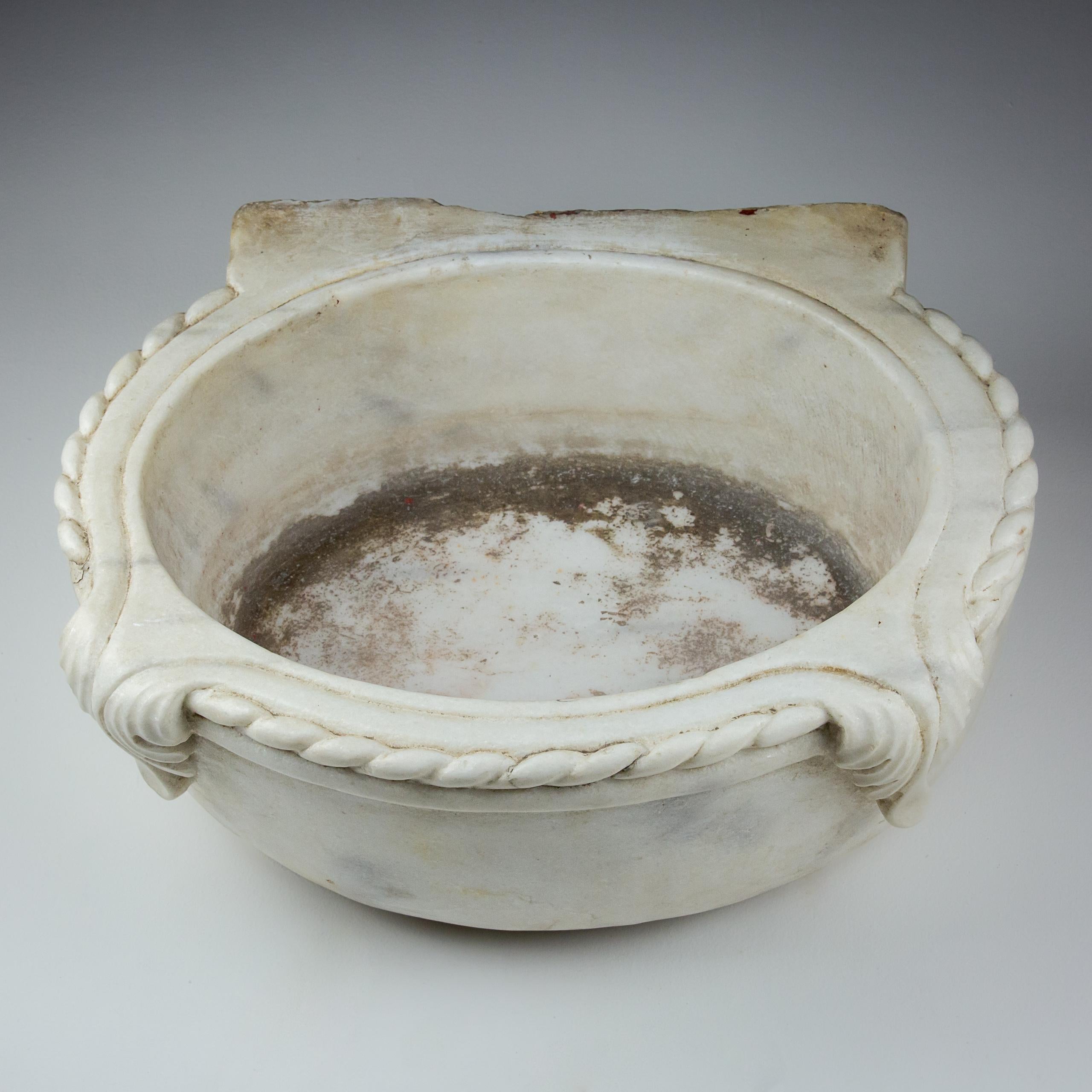 Early 19th Century Carved Marble Sink or Font For Sale 1