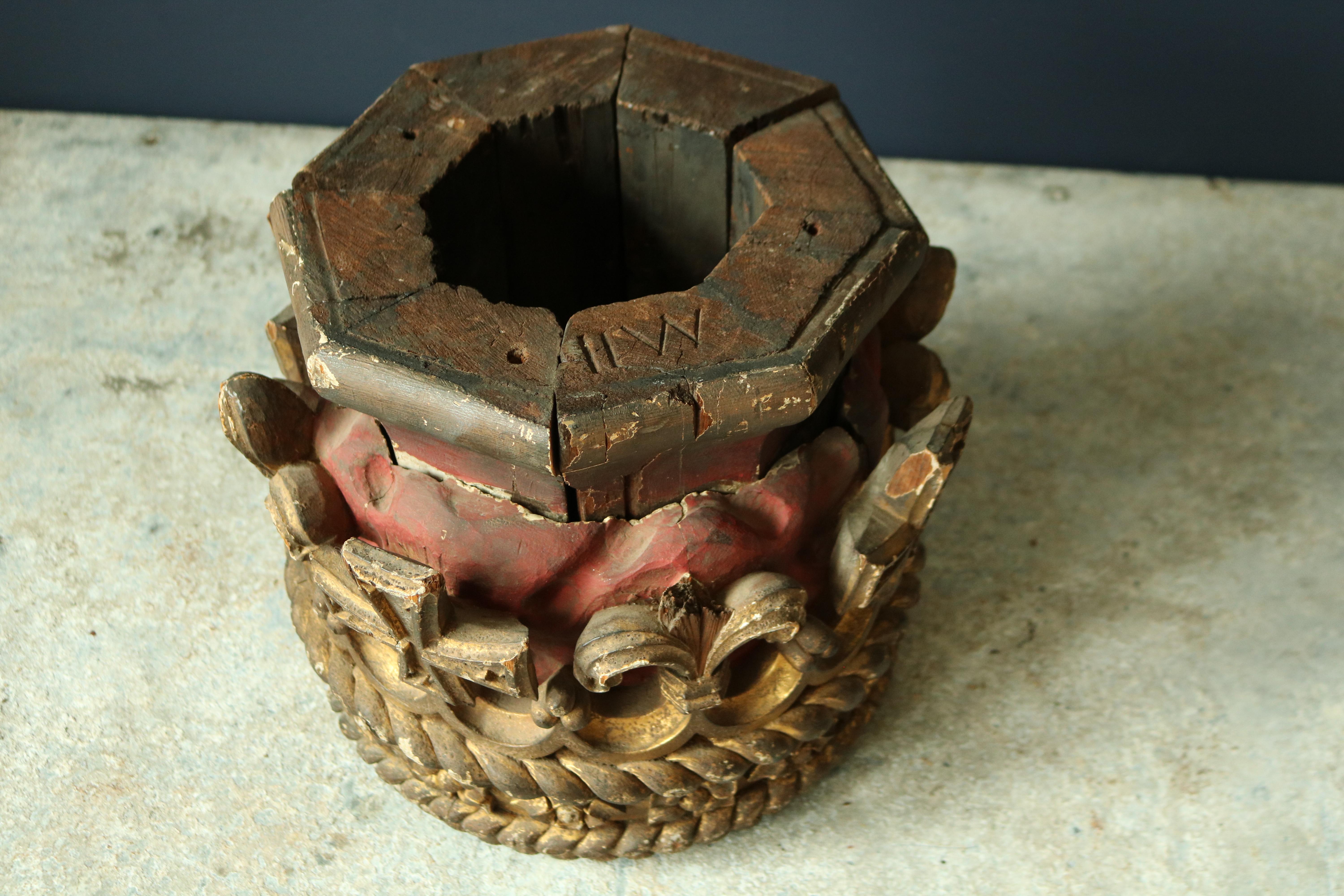 Early 19th Century Carved & Polychrome Crown 4