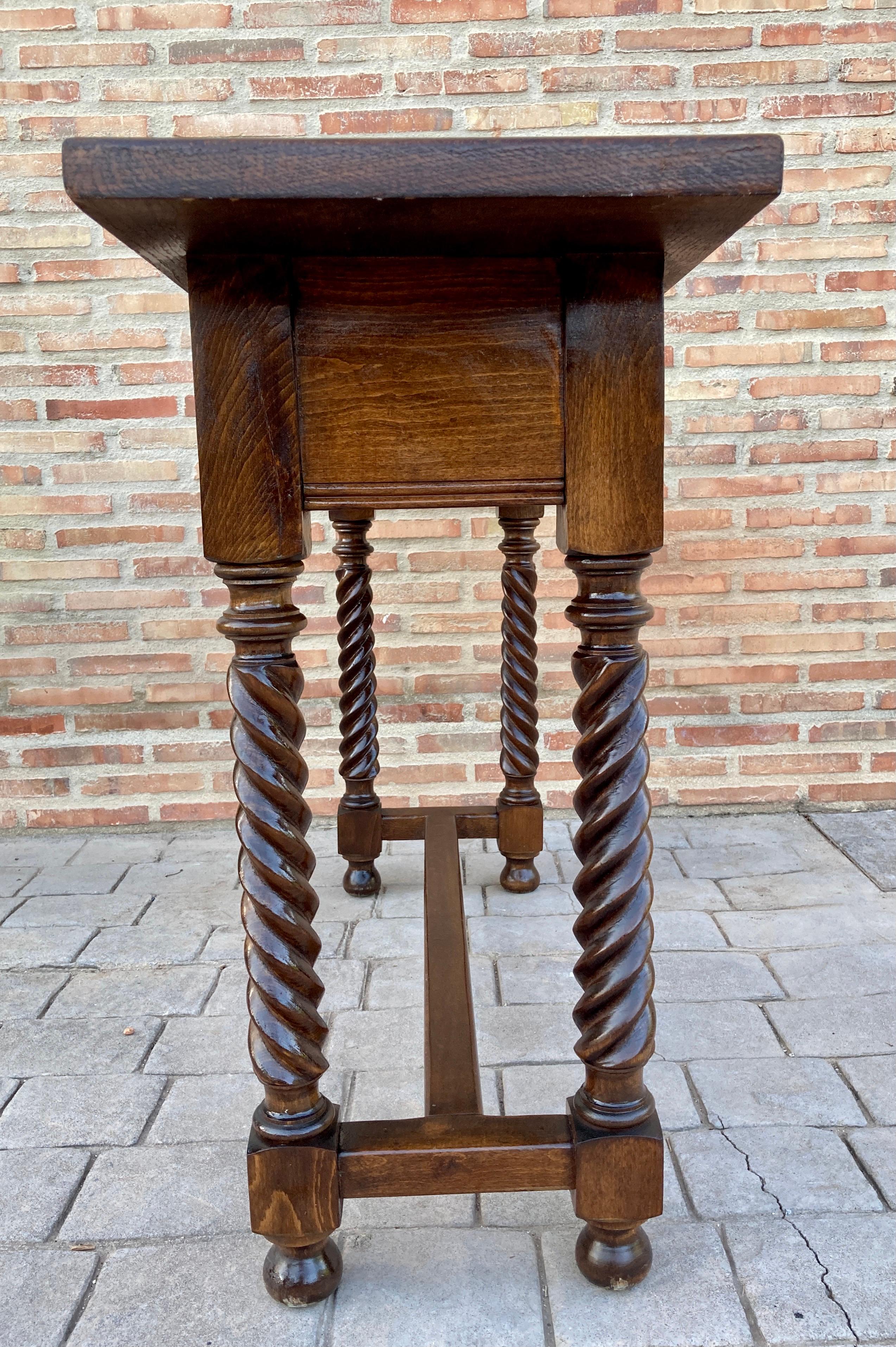 Early 19th Century Carved Walnut Wood Catalan Spanish Console Table 4