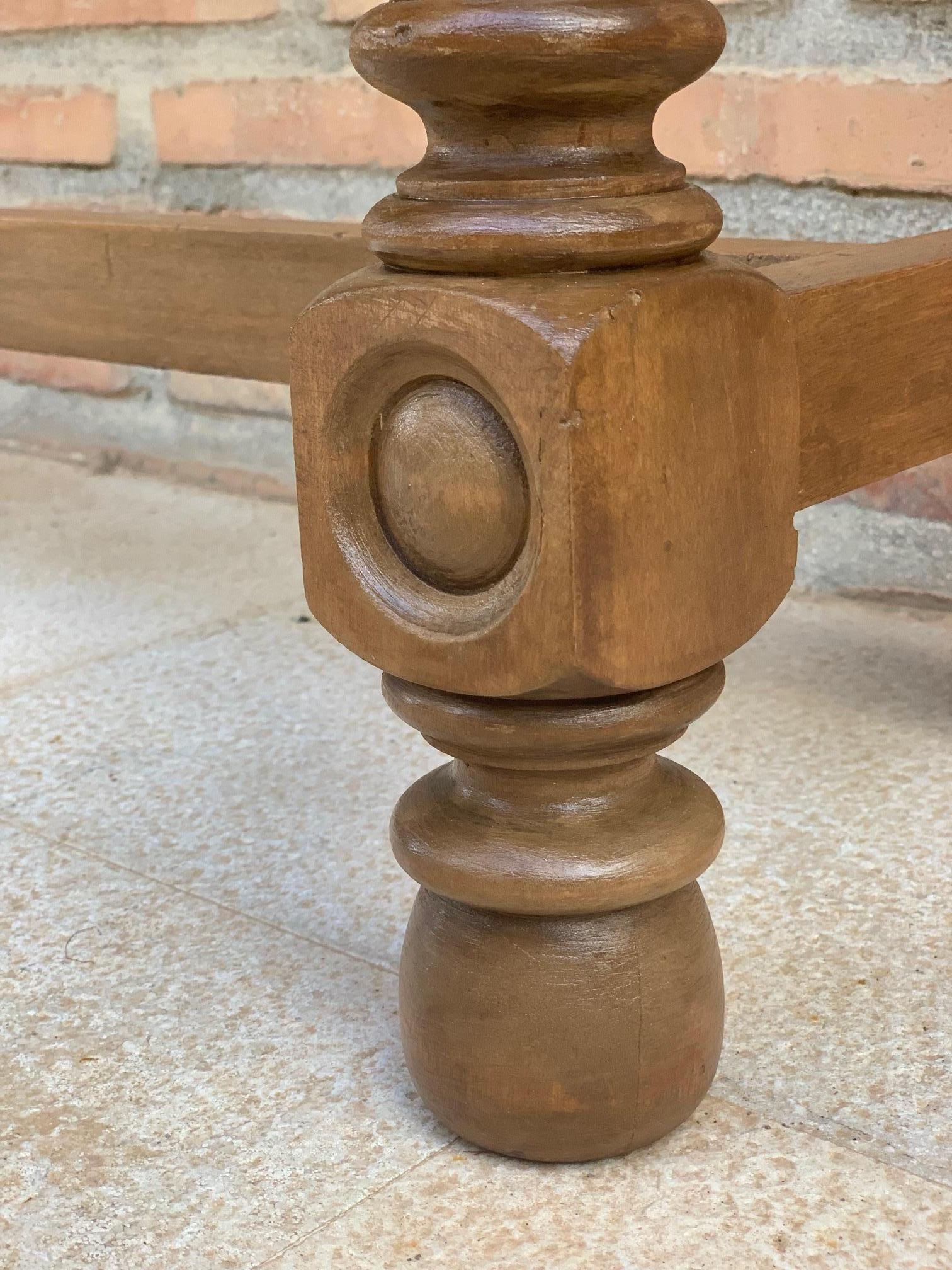 Early 19th Century Carved Walnut Wood Catalan Spanish Console Table 9