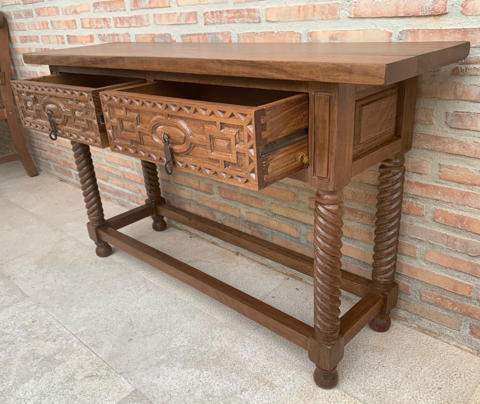 Baroque Early 19th Century Carved Walnut Wood Catalan Spanish Console Table
