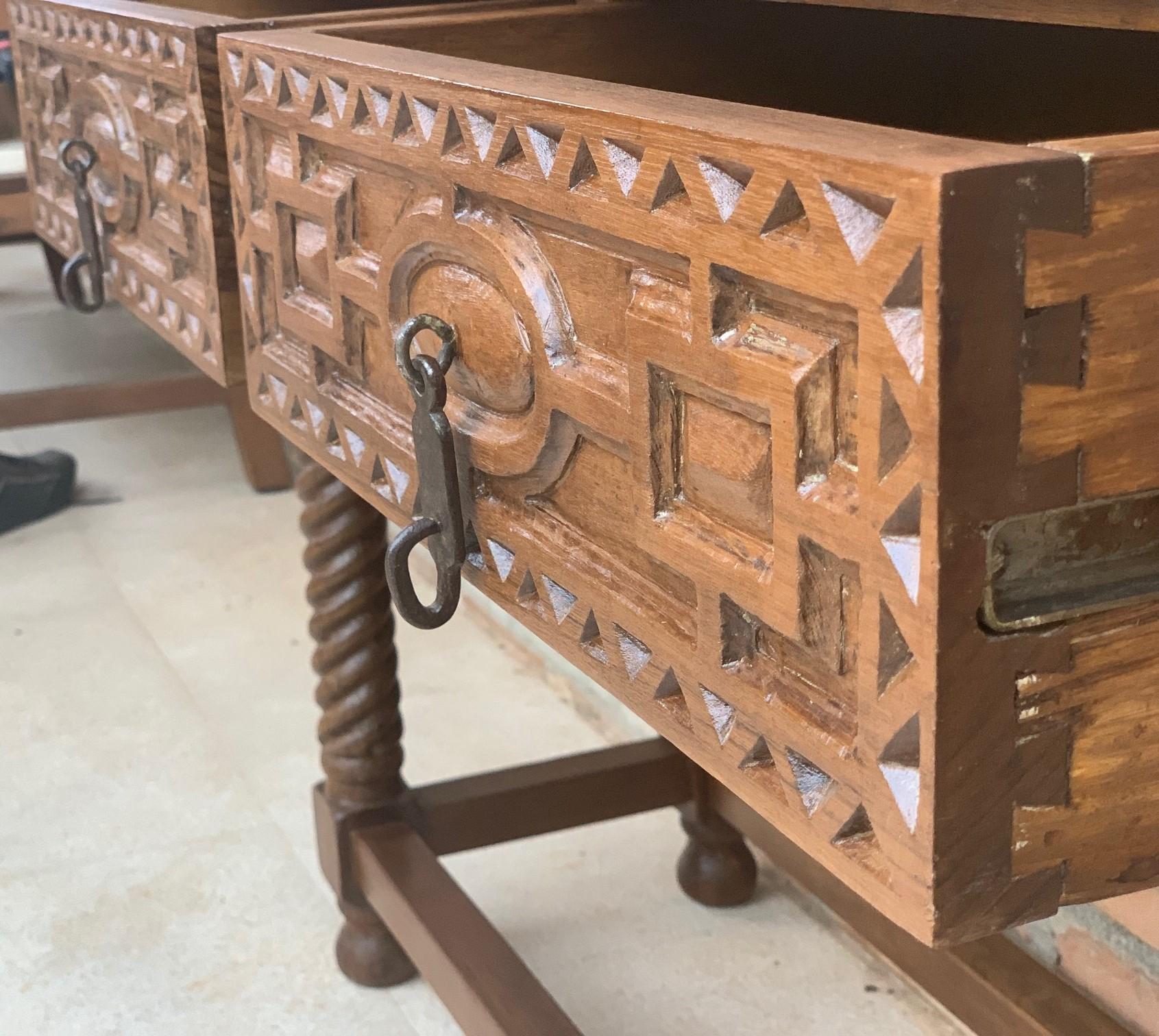 Early 19th Century Carved Walnut Wood Catalan Spanish Console Table 2